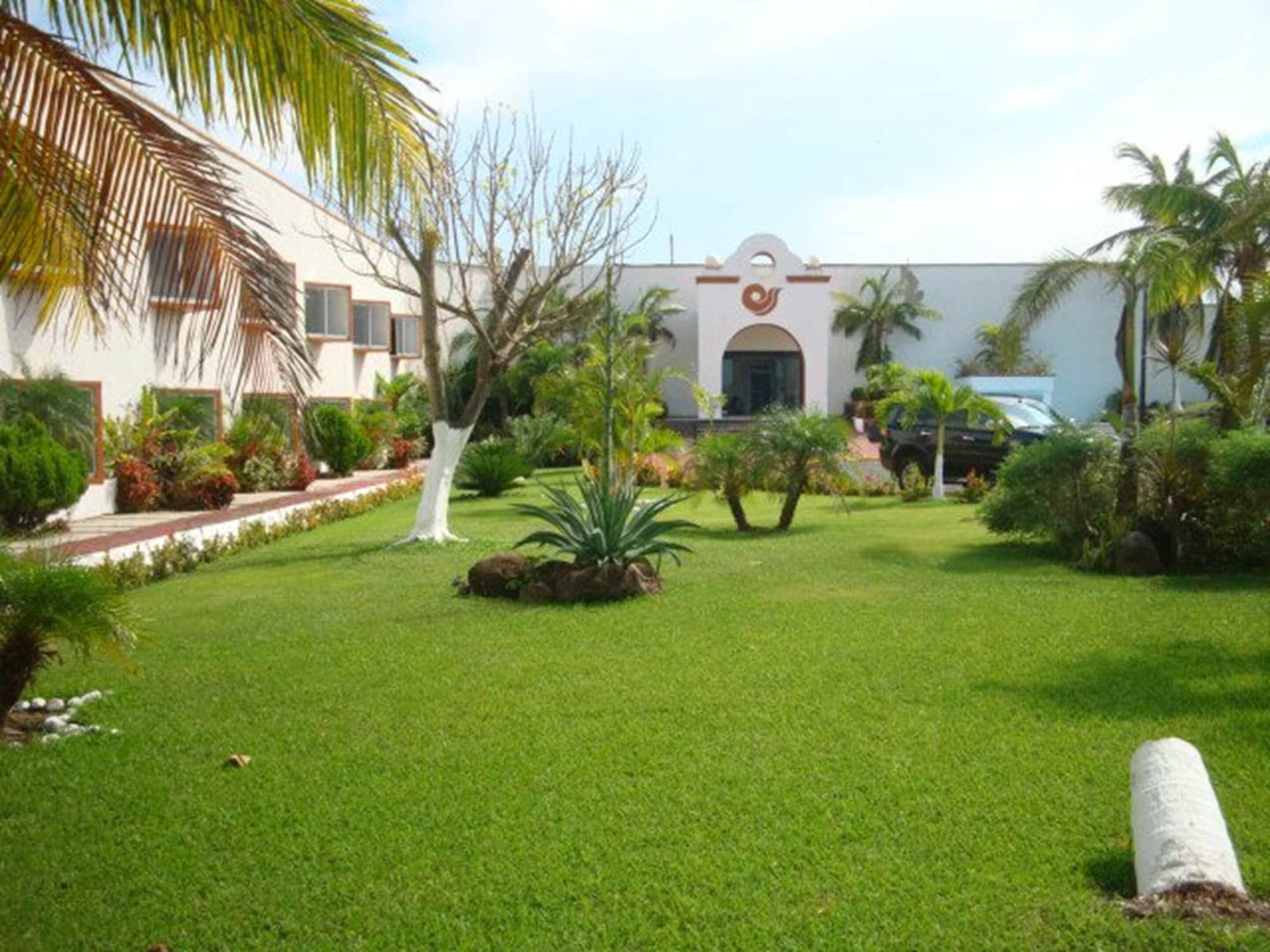 Varios Hotel Chachalacas