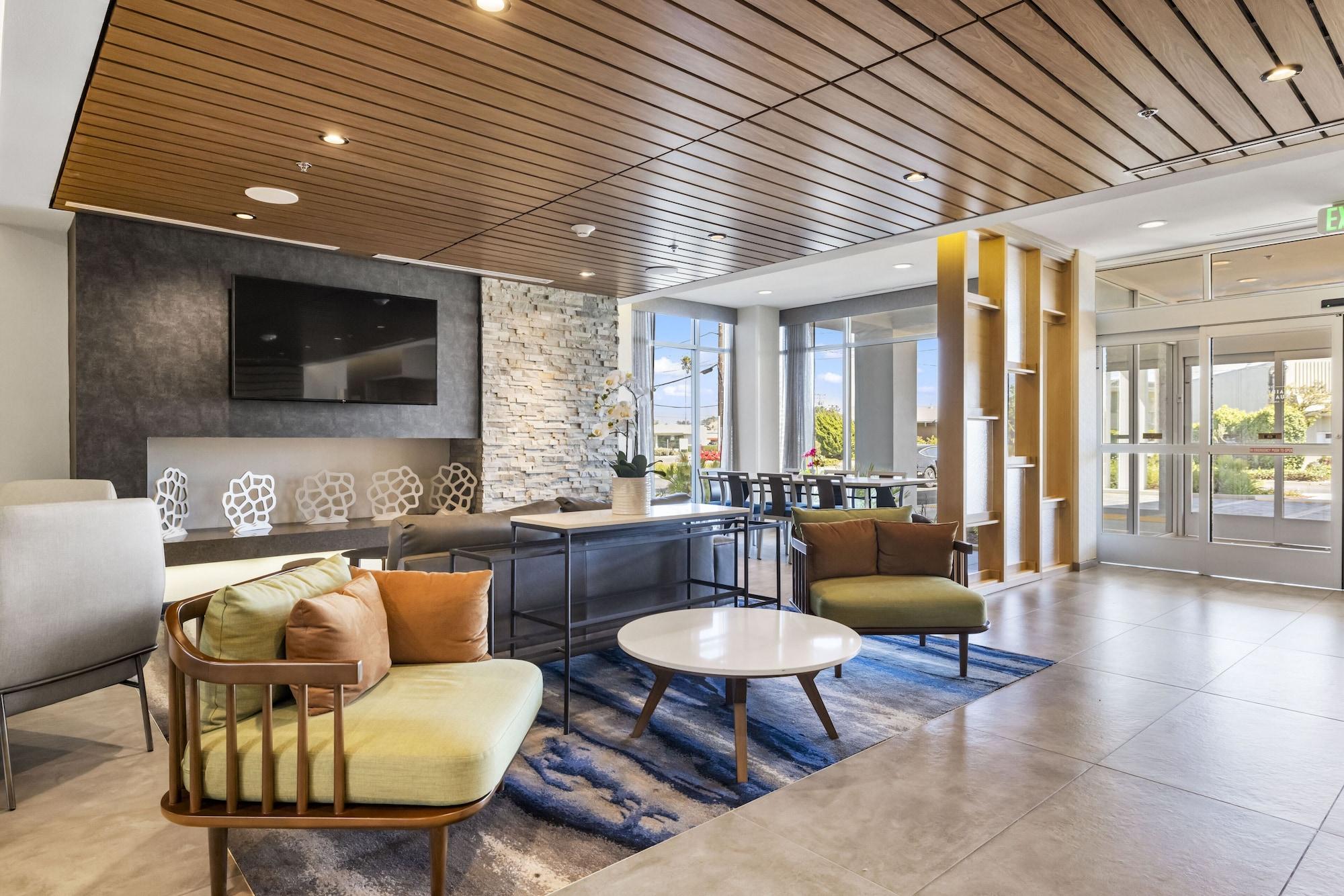 Vista do lobby Fairfield by Marriott Inn & Suites San Francisco Airport Oyster Point Area