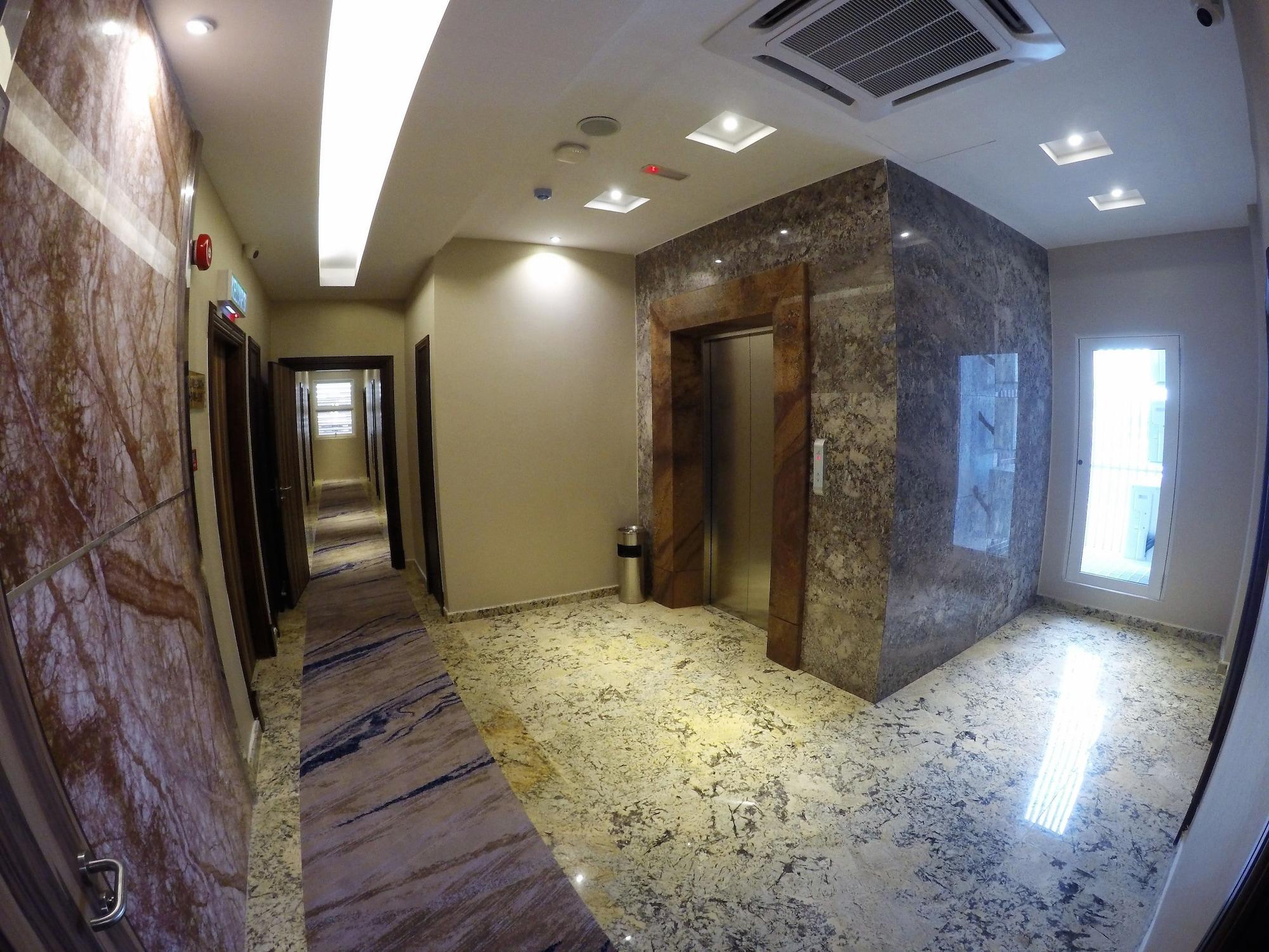 Varios Nova Hotel Miri