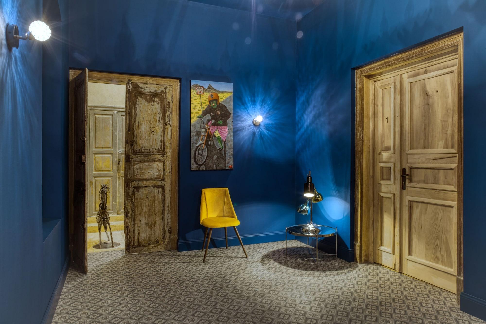 Vista Lobby Le Chateau de Camille