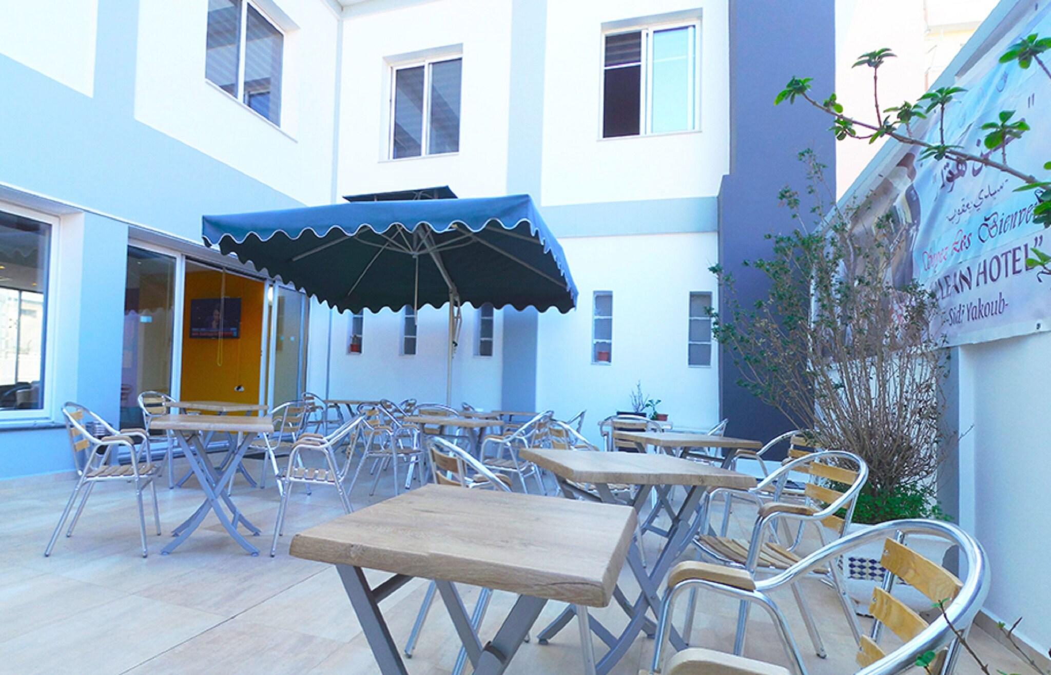 Vista Exterior Clean Hotel