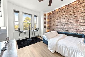 Alquiler Vacacional - Oasis on the Hudson River: NYC Views & Vibes, Charming 2 Bedroom with Wifi