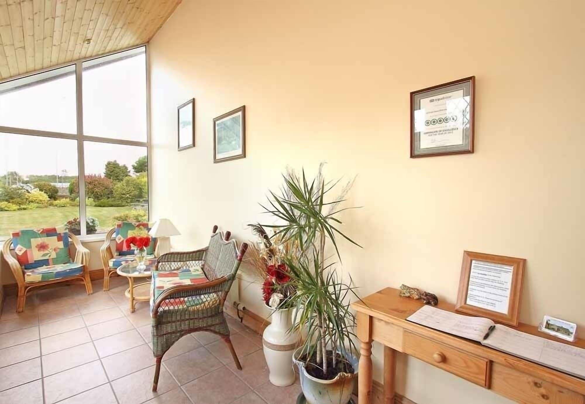 Vista Lobby Ashleigh House B&B