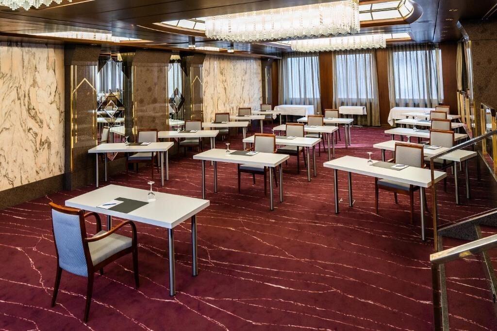 Sala de Reuniones Gästehaus Royal