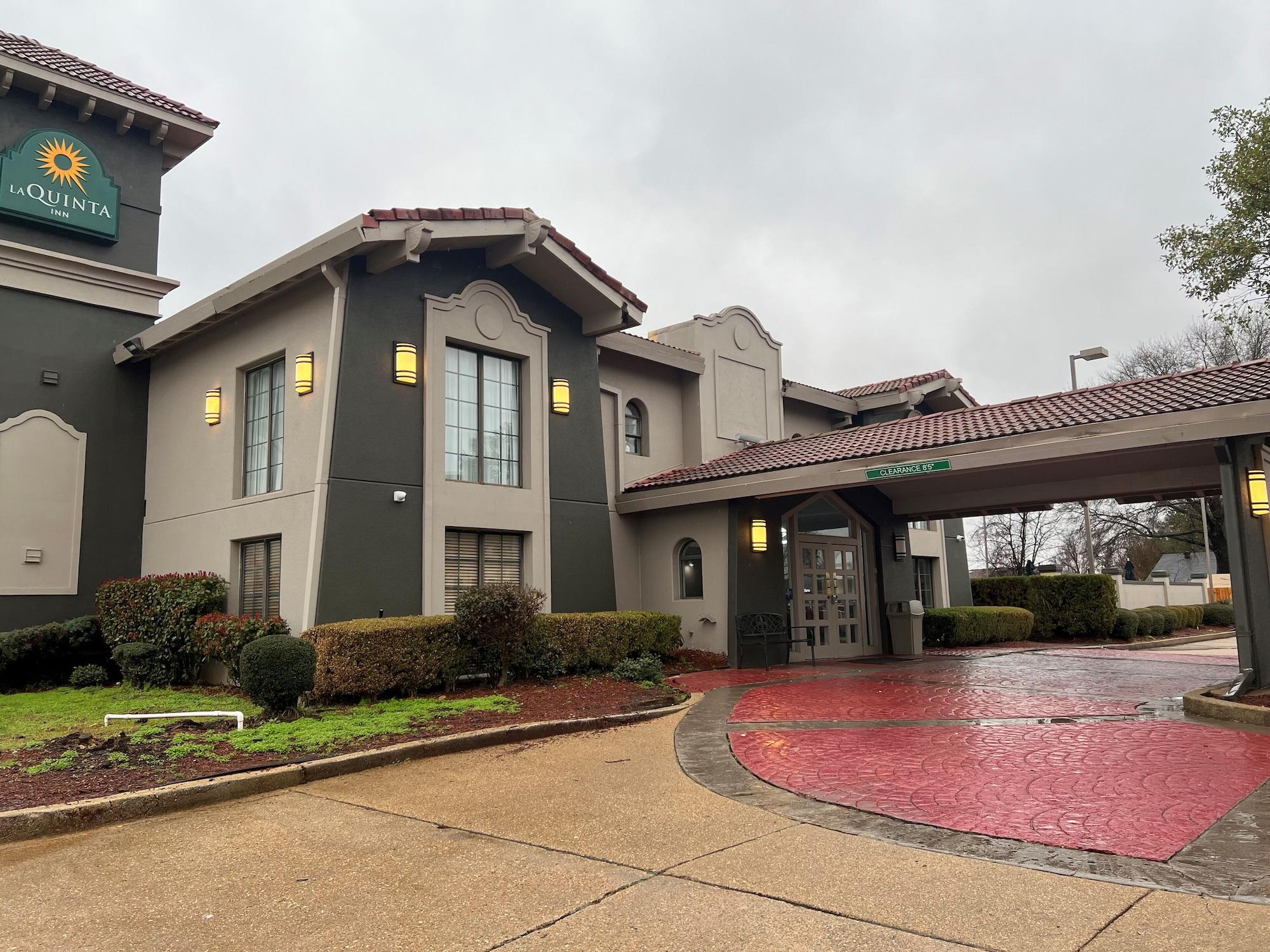 Vista Exterior La Quinta Inn by Wyndham Bossier City