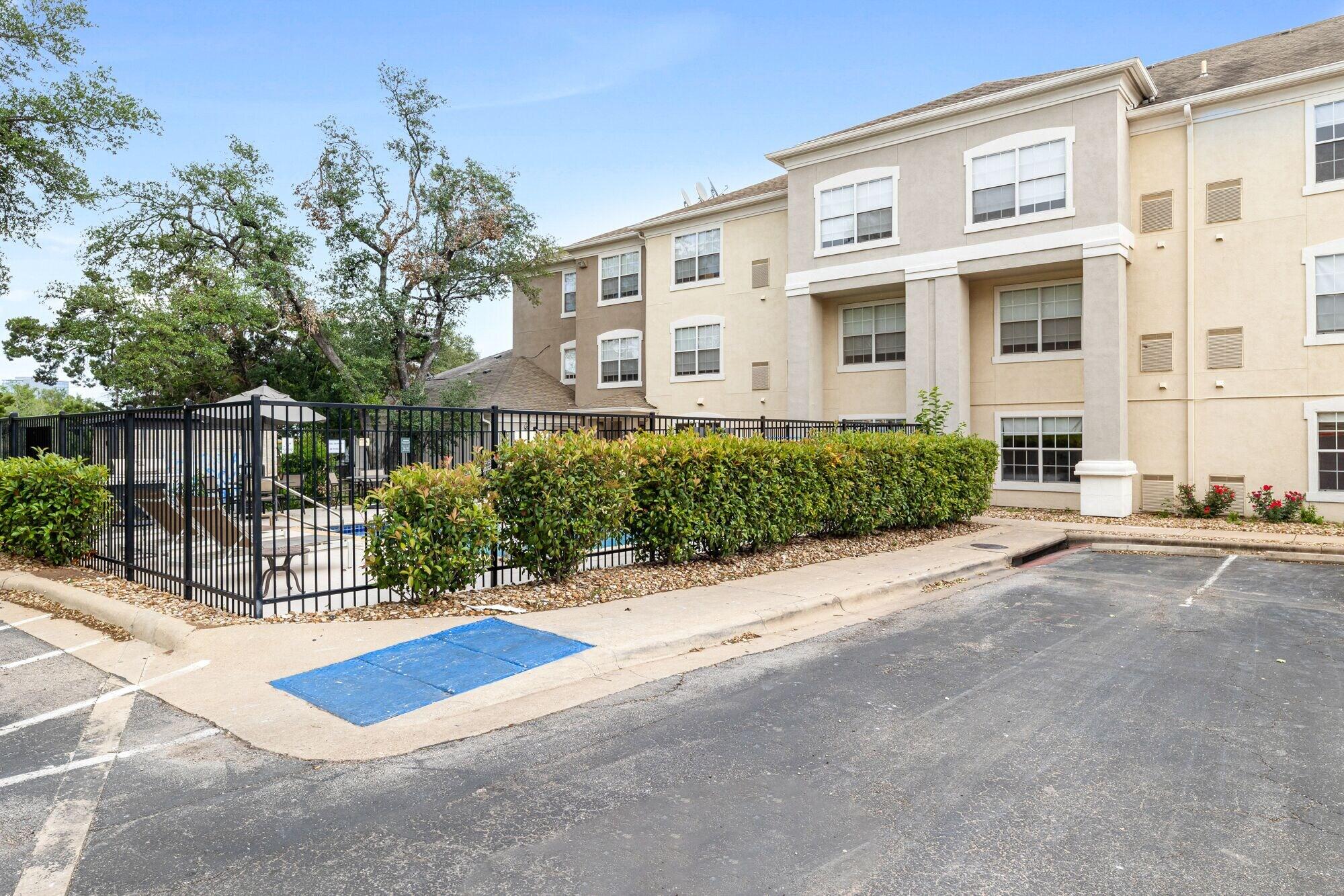 Vista Exterior Alma Arboretum