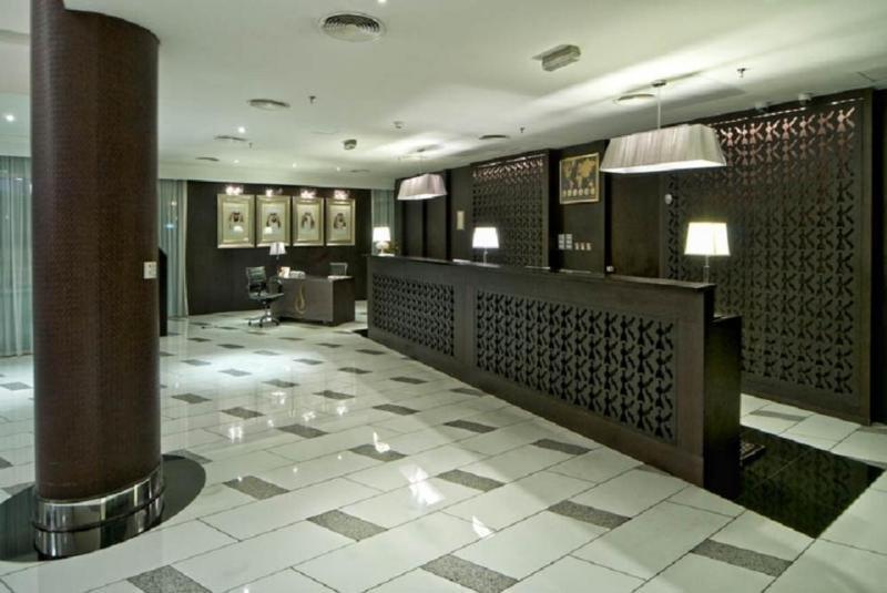Vista Lobby City Seasons Al Ain