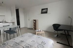 Alquiler Vacacional - Large bright studio, located on the 2nd and last floor of a small condominium