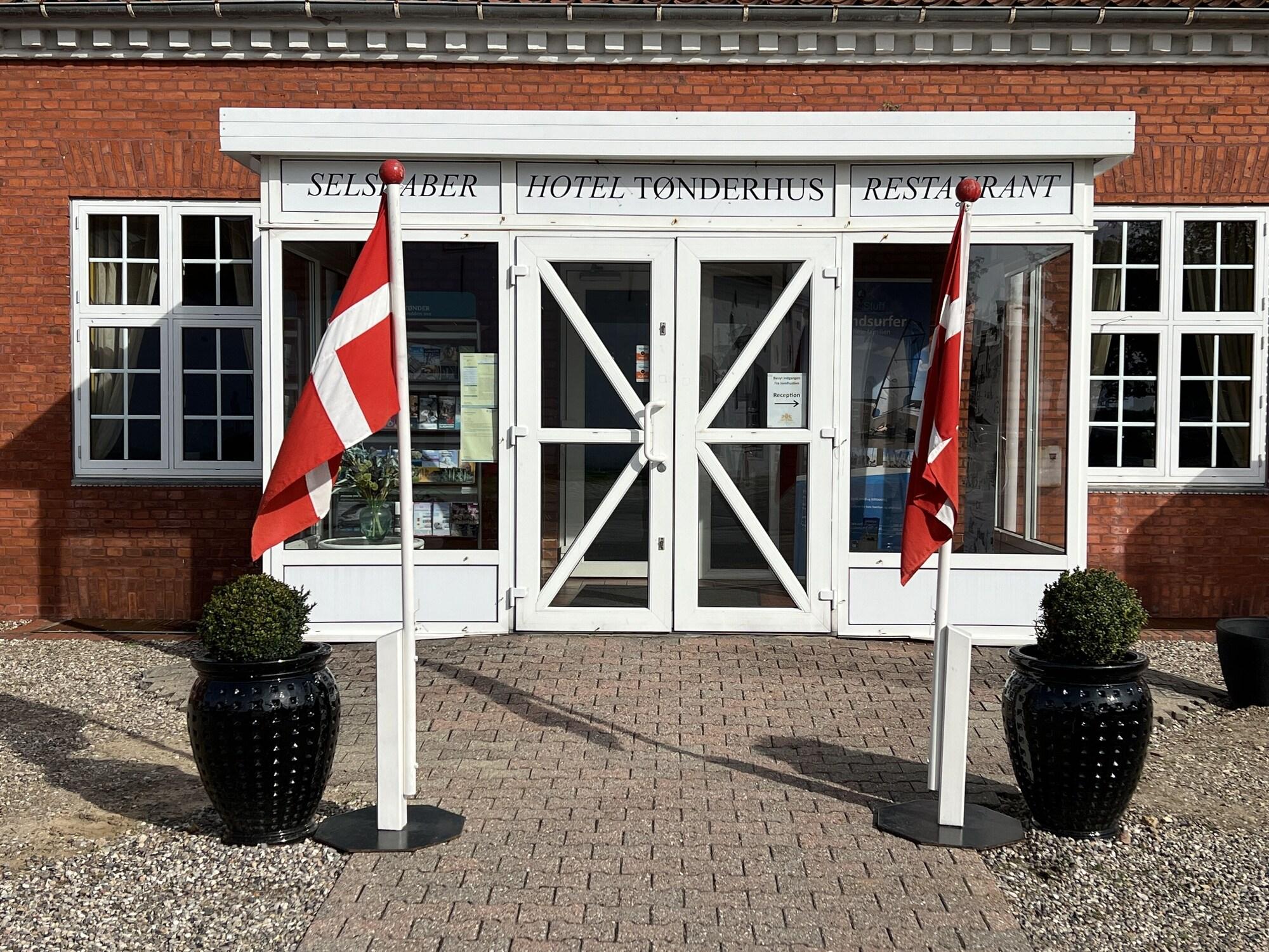 Vista Exterior Hotel Tønderhus