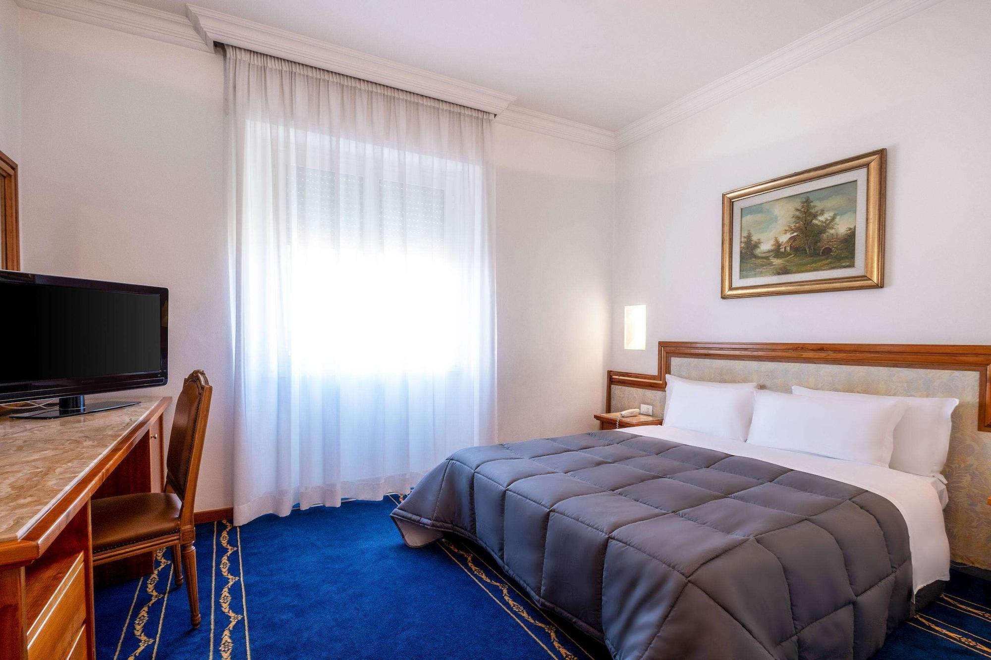 Varios Quality Hotel Nova Domus