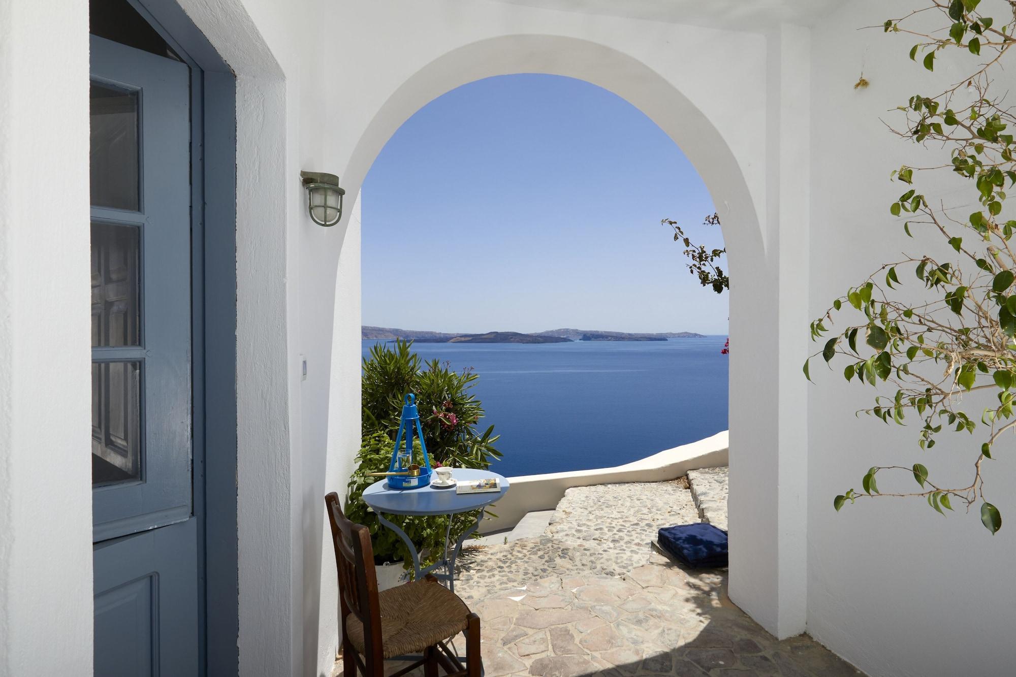 Vista Exterior Allure Breeze Suites