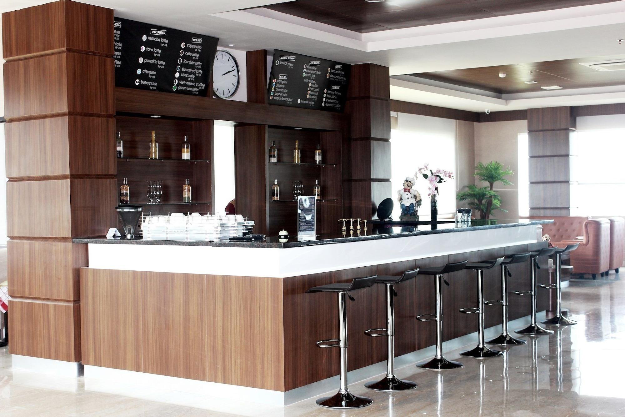 Bar/Salón Demelia Hotel