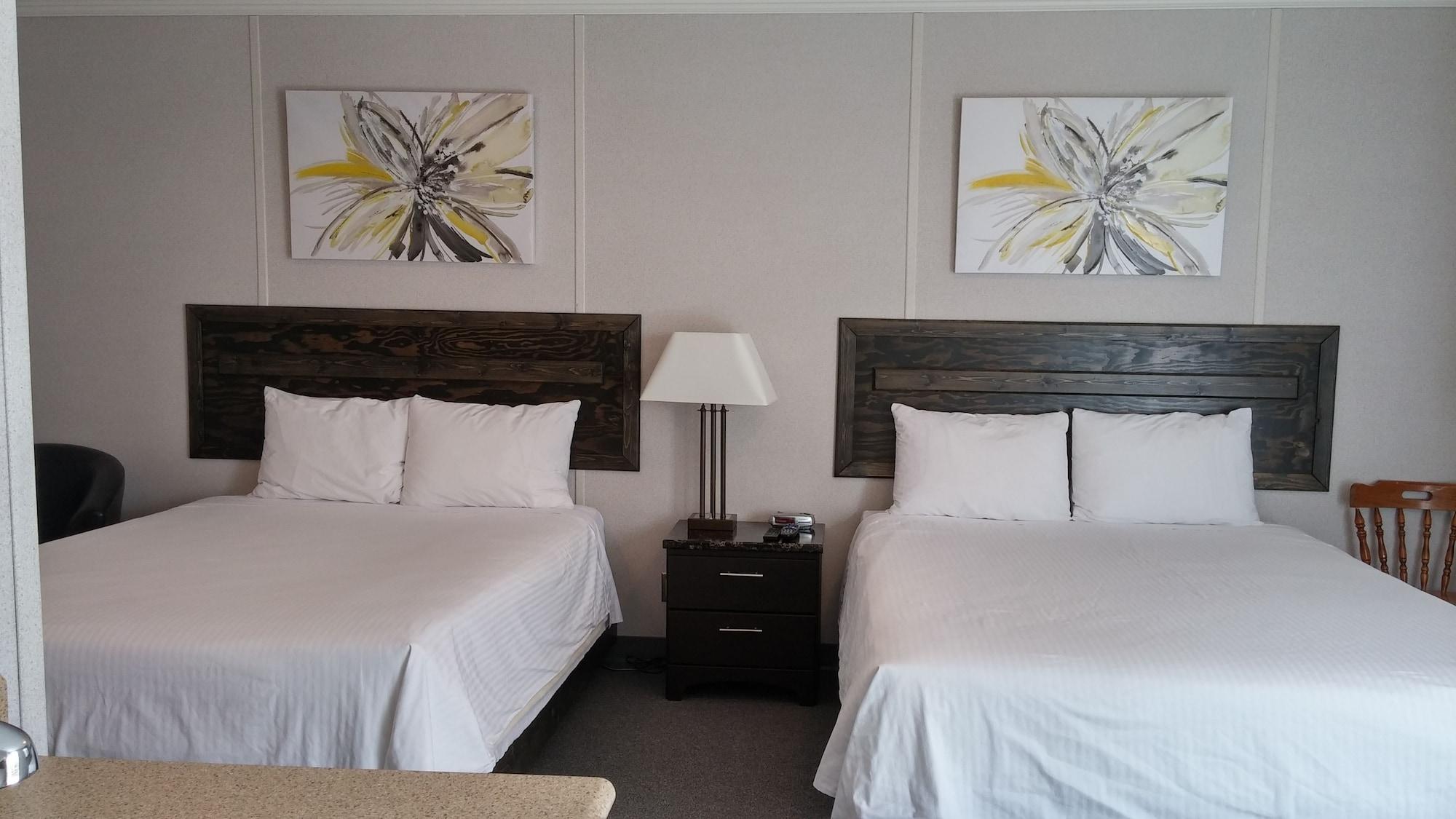 Varios Interlake Motel