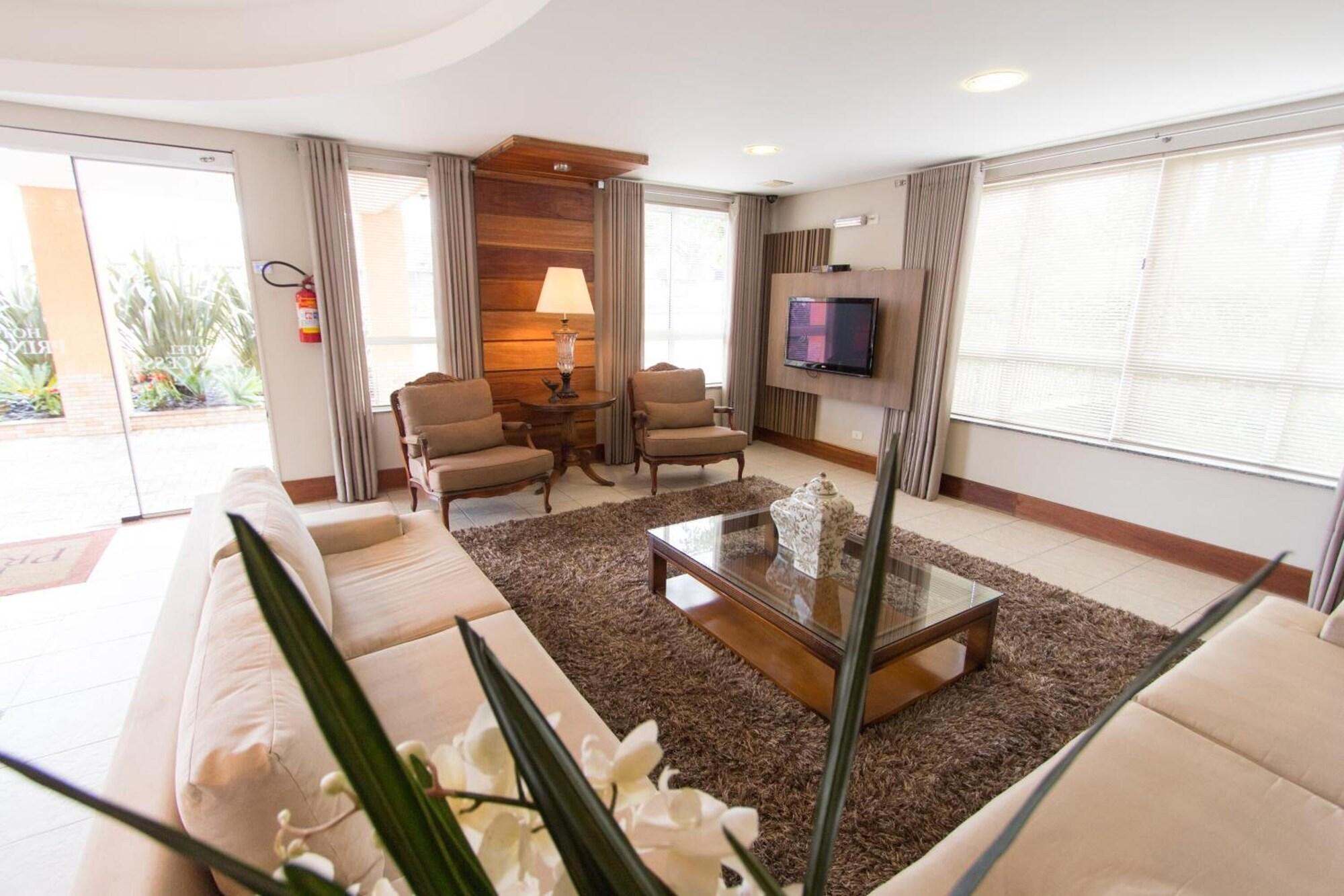 Comodidades do quarto Hotel Princess Express