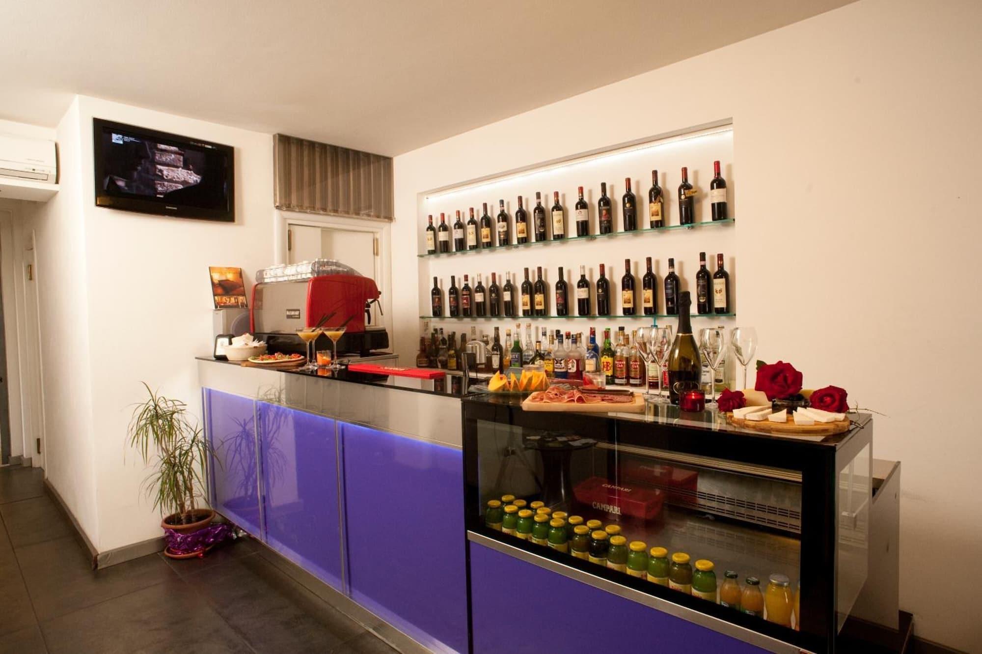 Bar/Salón Il Monte