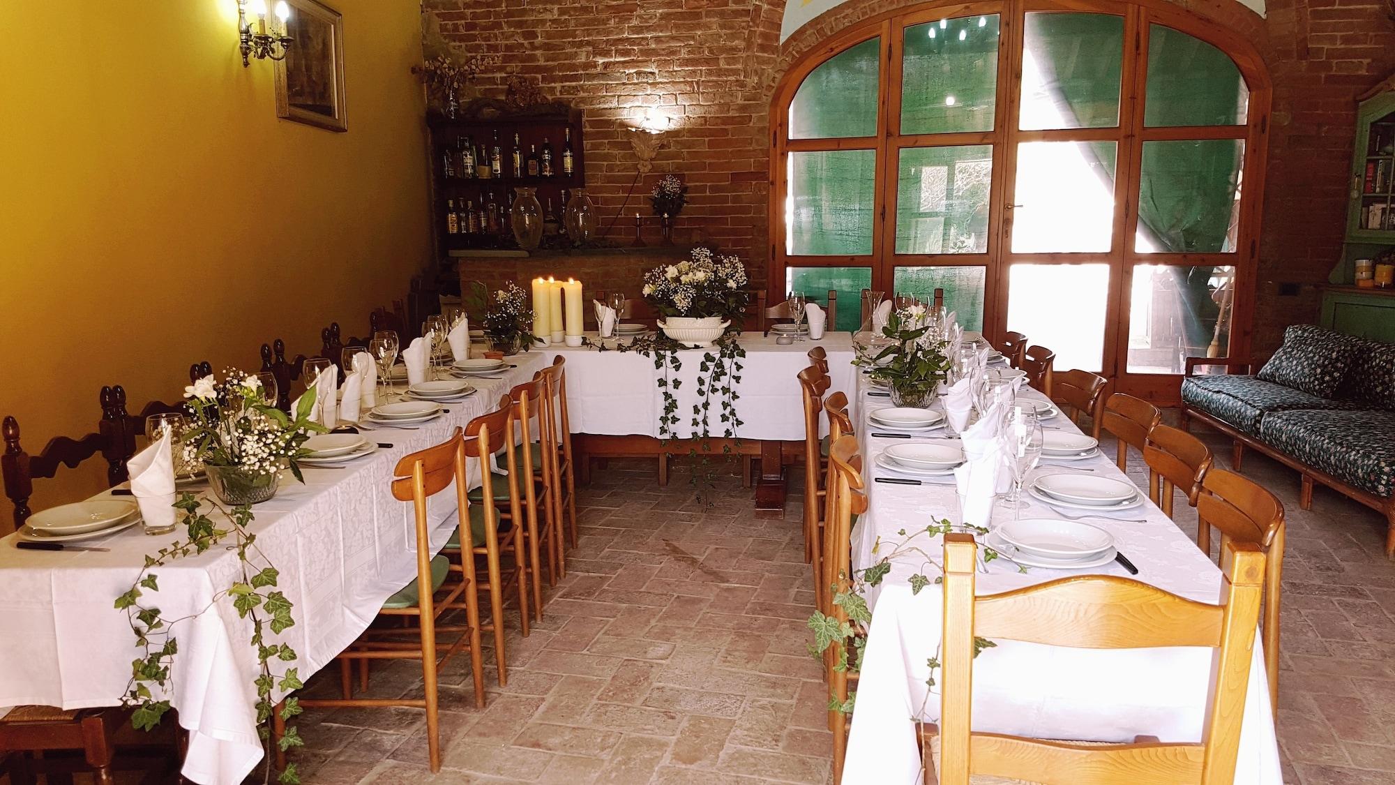 Salón de Baile Borgo di Alica