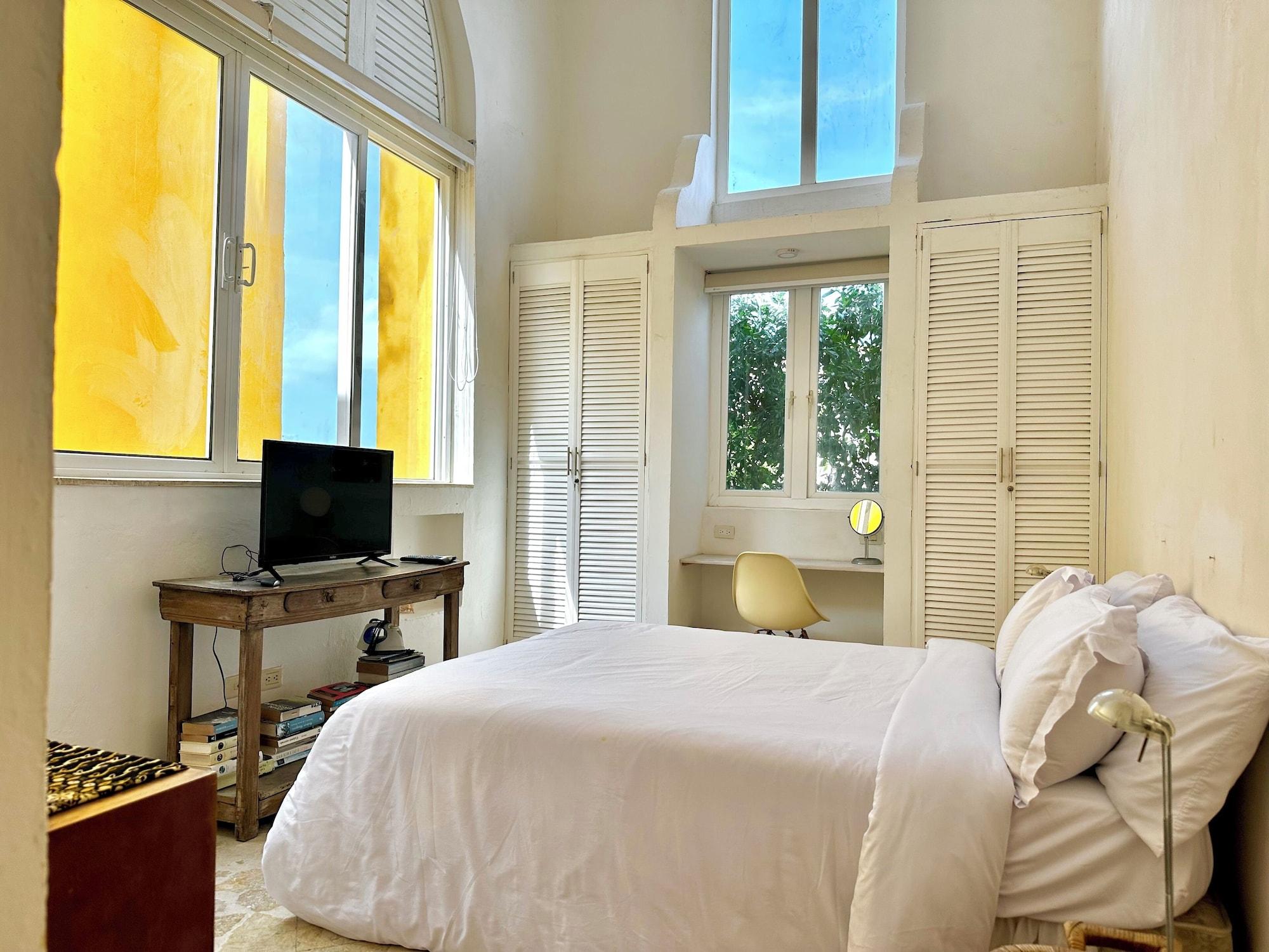 Habitación by Calamari Homes - El Porvenir