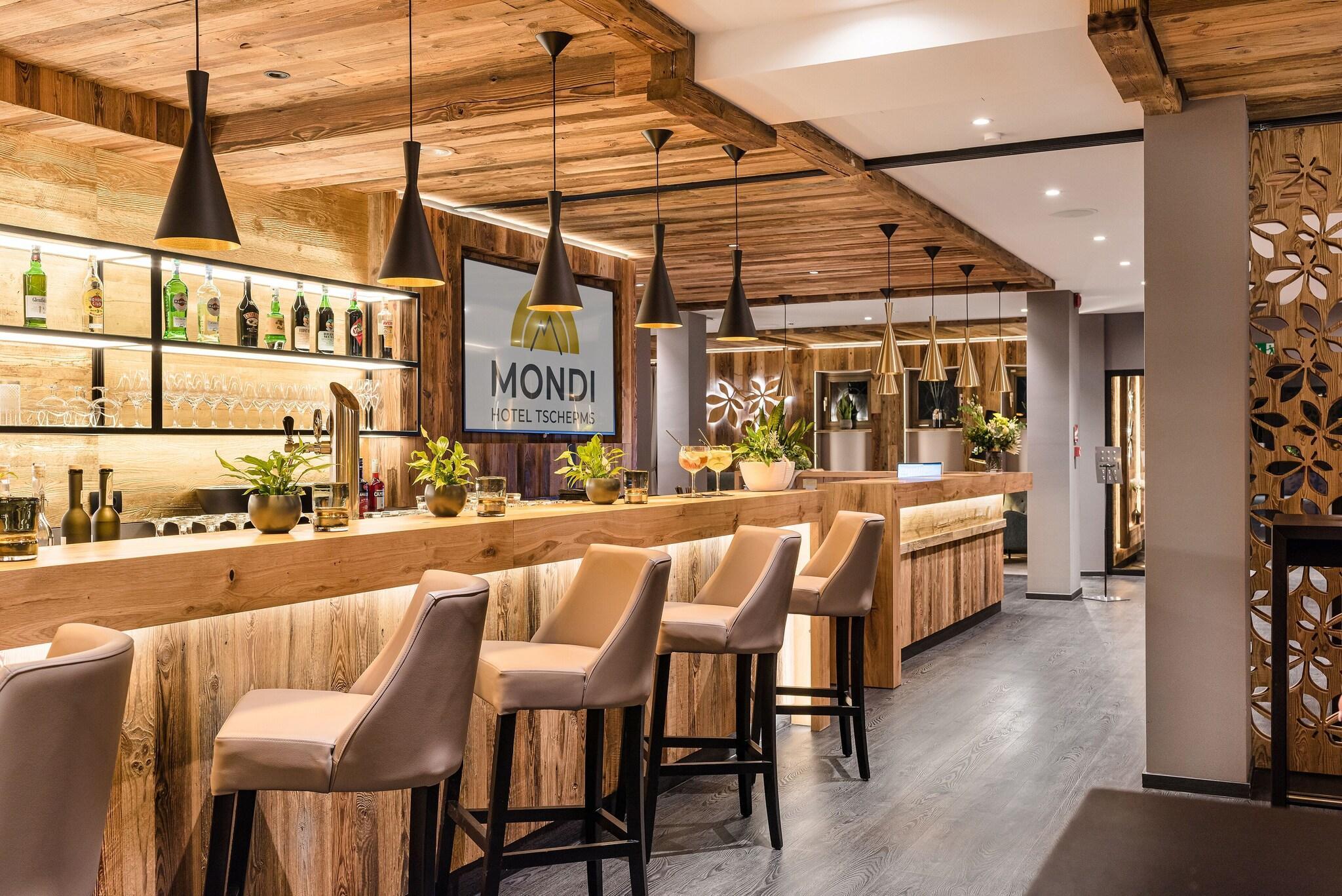 Bar/Salón Mondi Hotel Tscherms