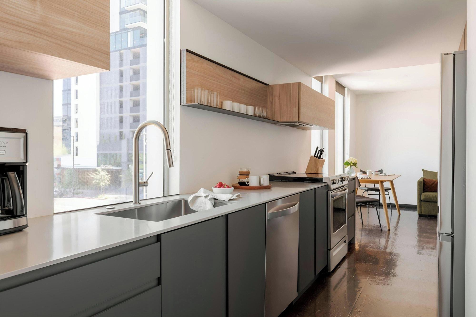 Equipamiento de Habitación Sonder by Marriott Bonvoy Ida Apartments Downtown