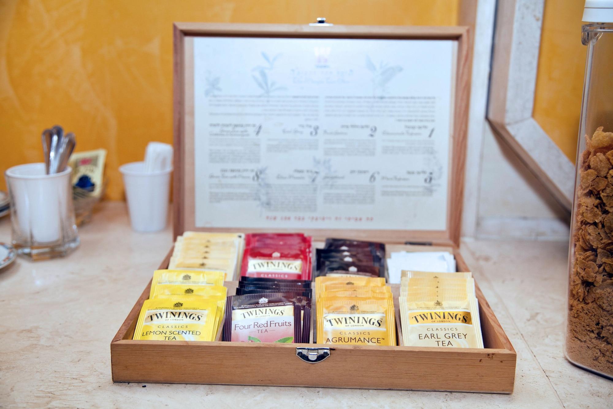 Bar/Salón Kosher B&B The Home in Rome