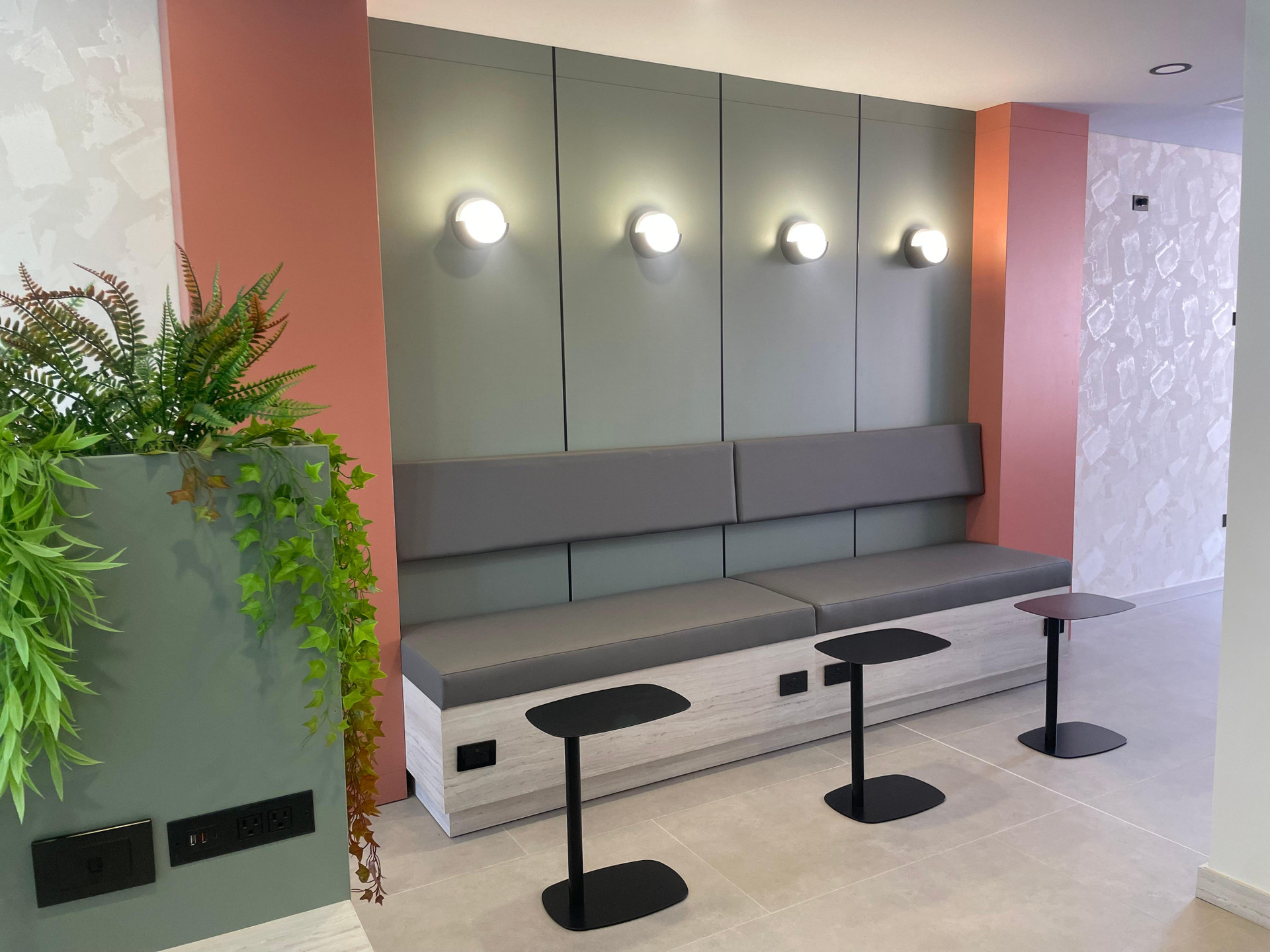 Sala de Reuniones Hotel Ryo 74B Suites by Growing Group