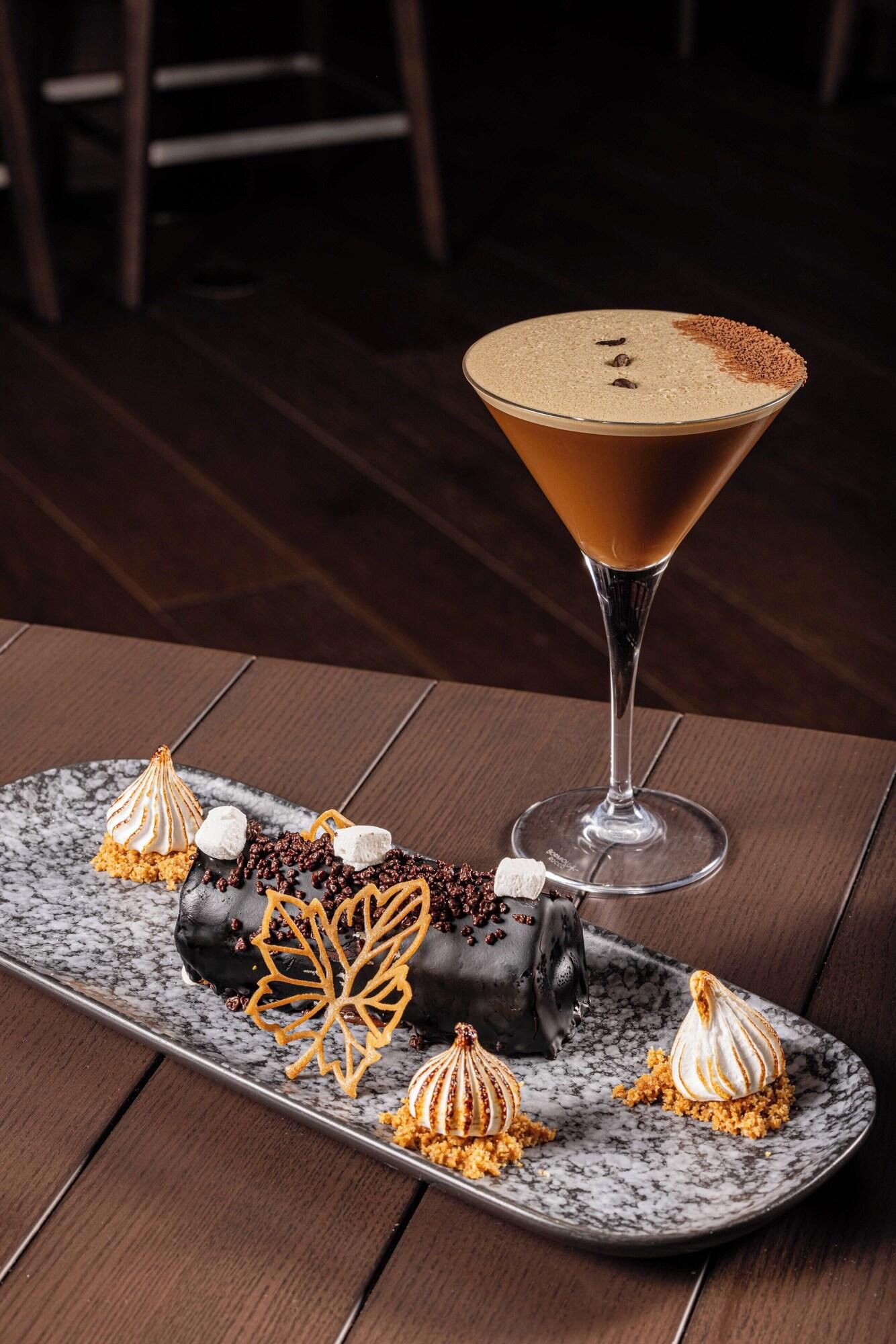 Bar/Salón Grand Hyatt DFW - Connected to the airport