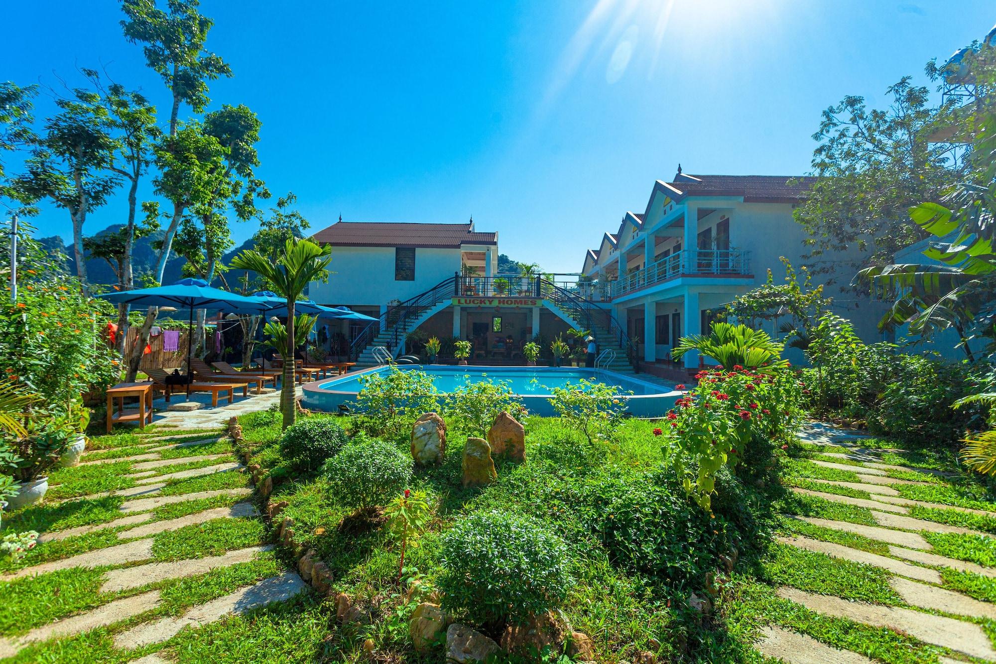 Vista Lobby Lucky Homes