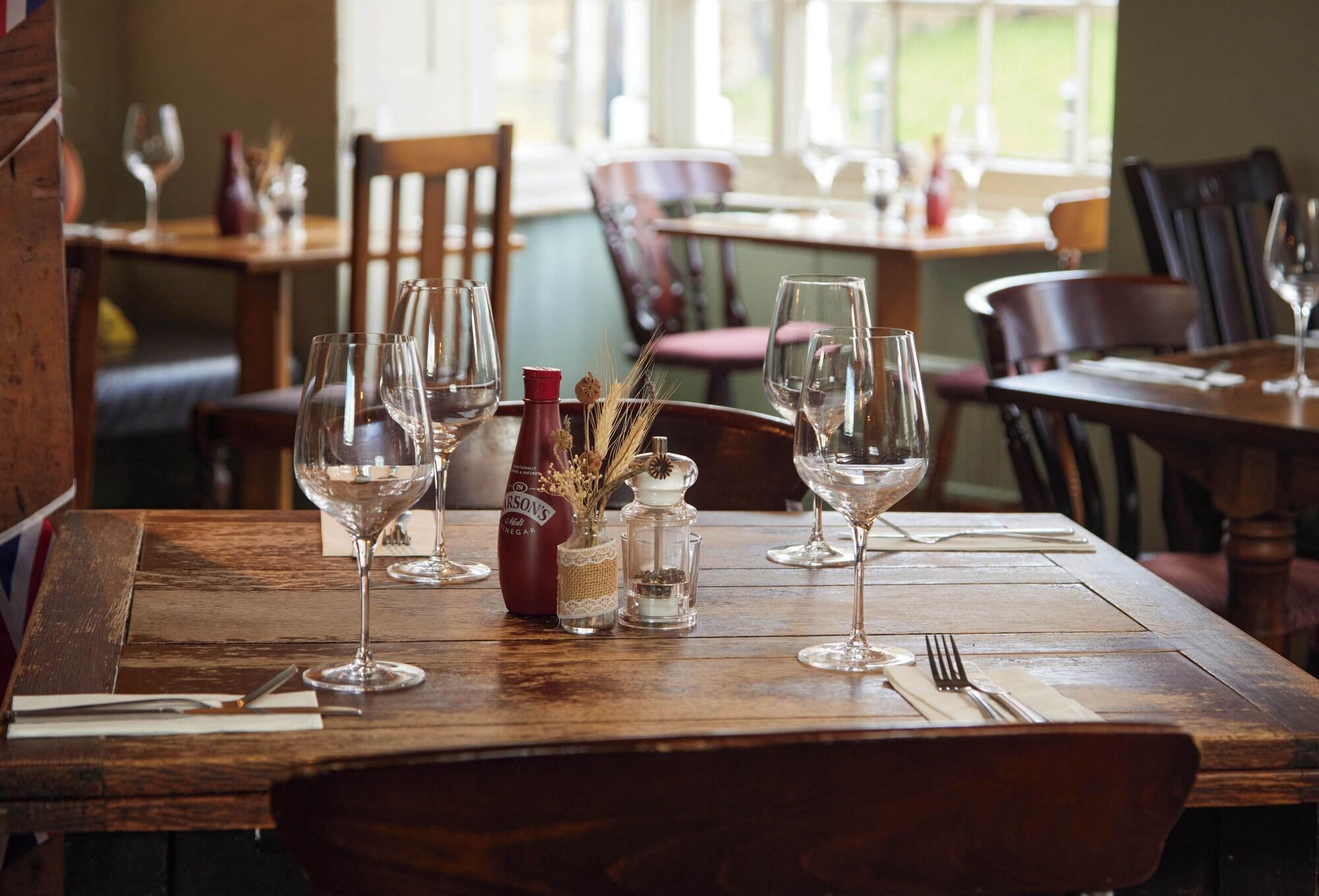 Restaurant Bell Hotel & Inn by Greene King Inns