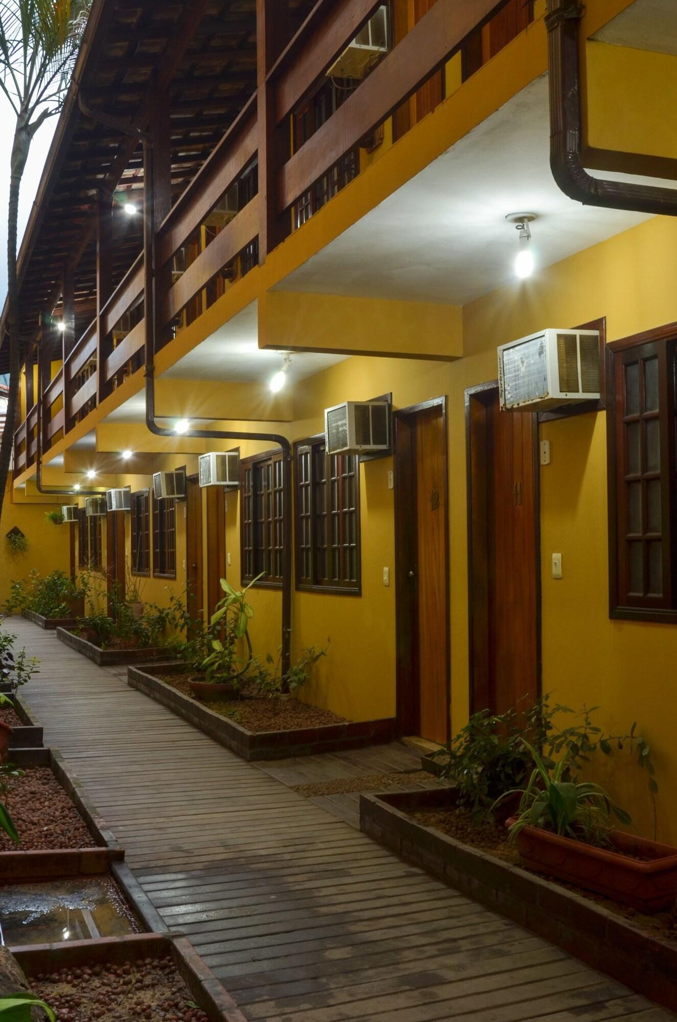 Vista Exterior Pousada Lonier Praia Inn