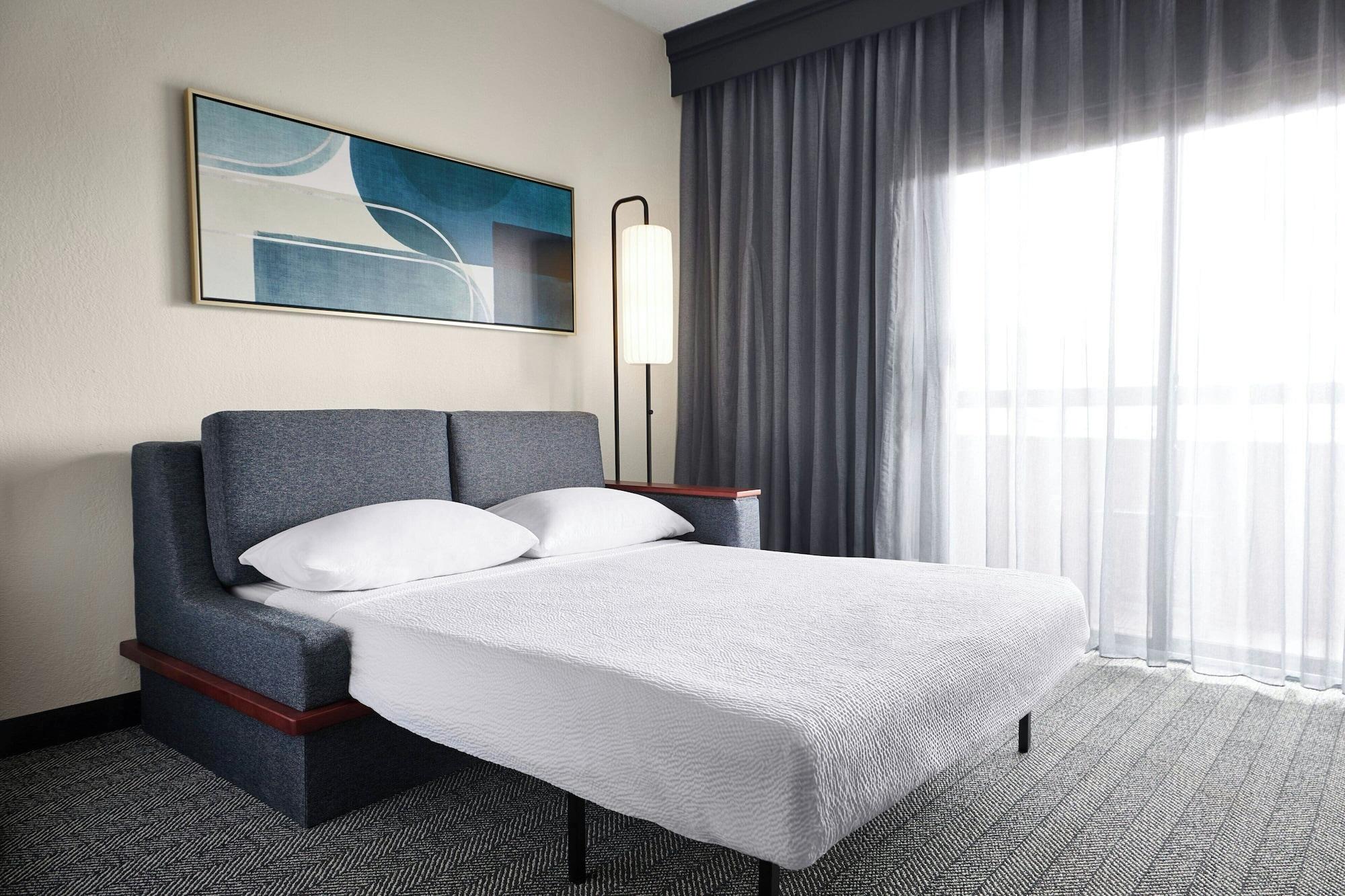Habitación Courtyard by Marriott St Louis Creve Coeur