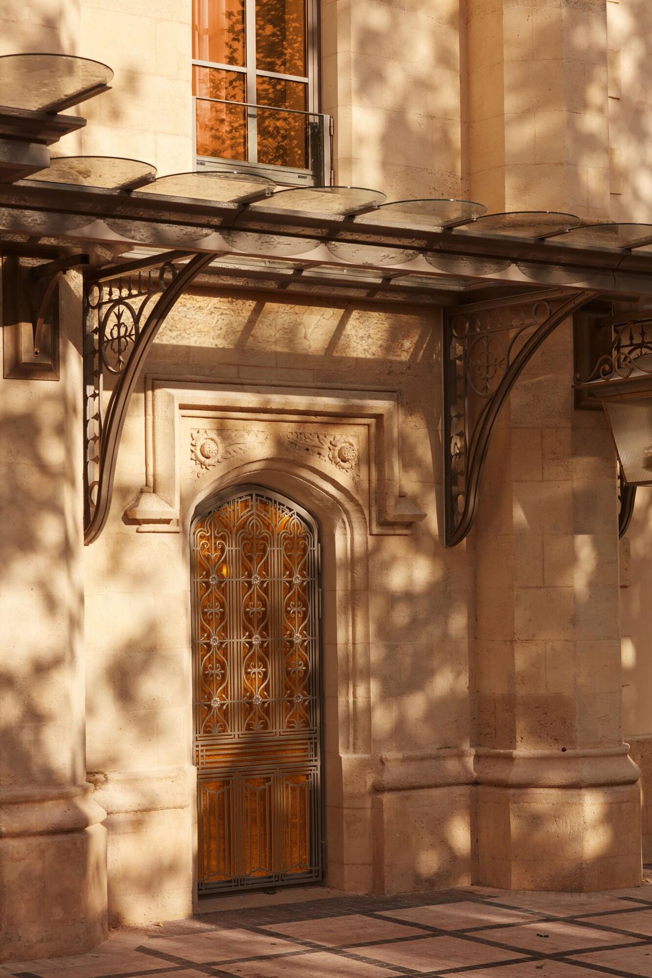 Vista Exterior Mondrian Bordeaux Les Carmes