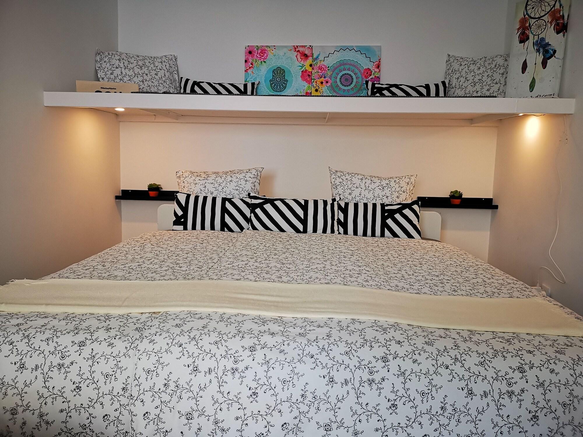 Restaurant Private Couple Room On Caparica Poshtel