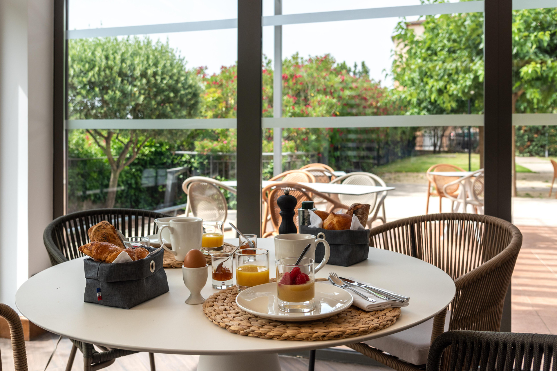 Restaurant Zenitude Hotel la Valadière, an Ascend Collection Hotel