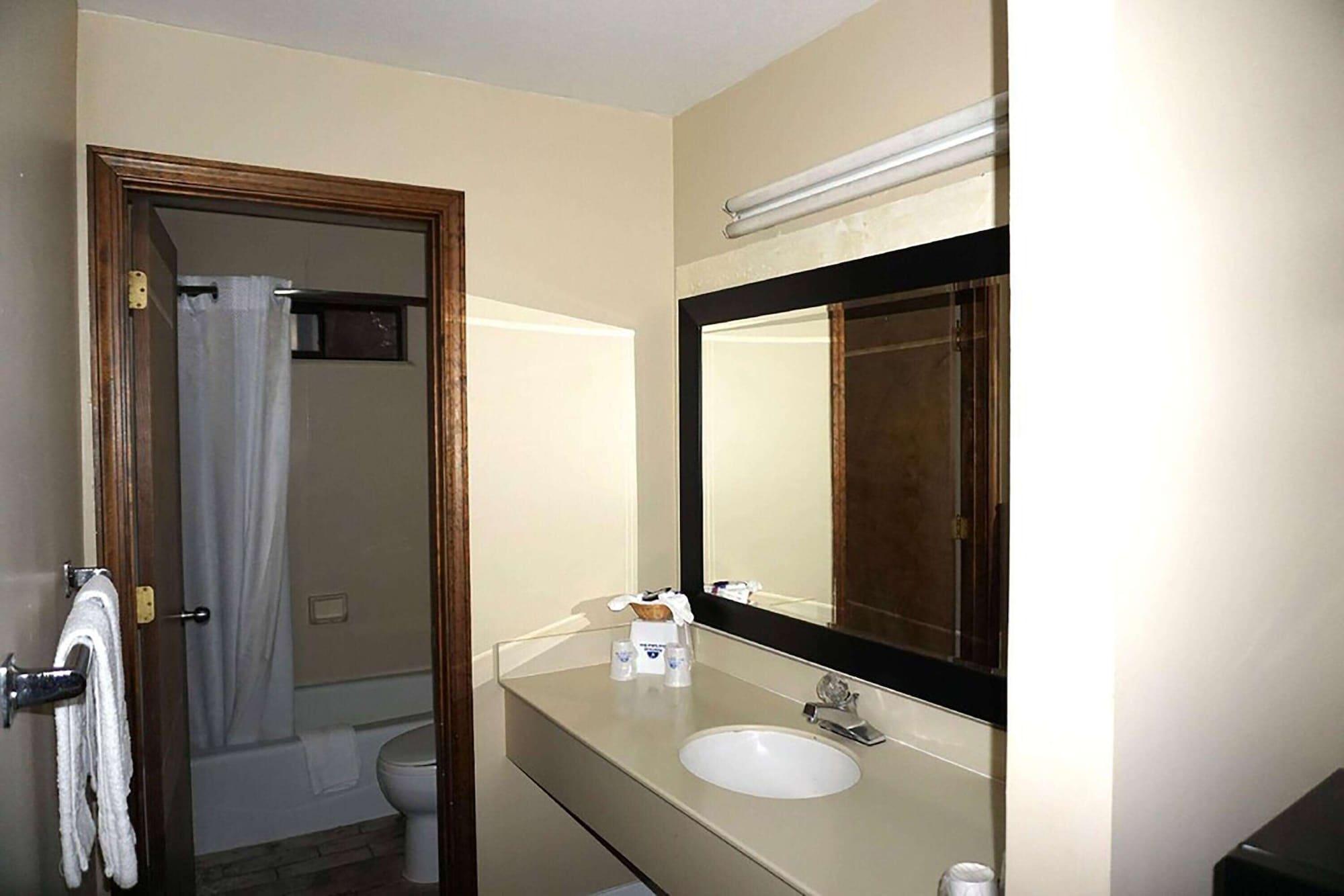 Equipamiento de Habitación Travelodge by Wyndham Concord