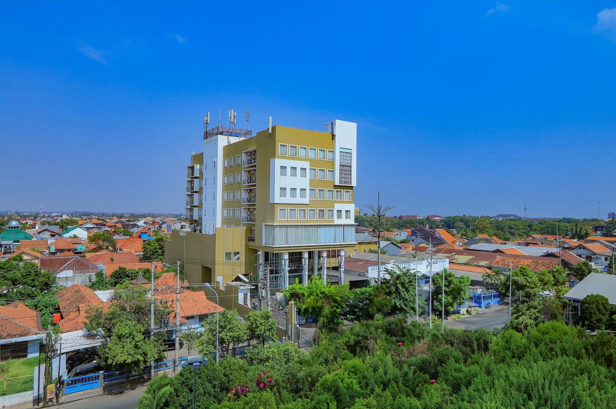 Vista Exterior Hotel Dafam Pekalongan
