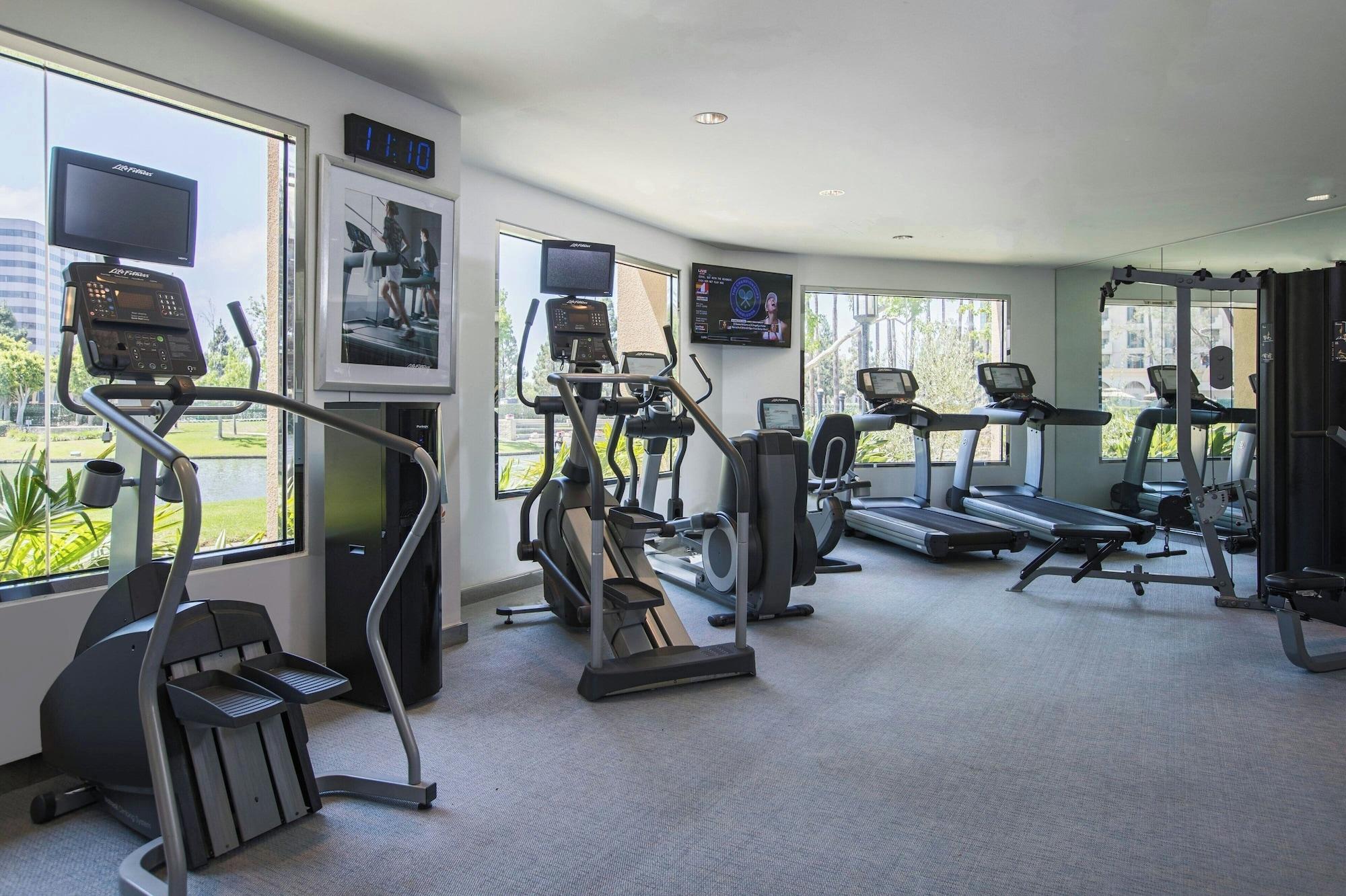 Gimnasio Avenue of the Arts Costa Mesa, a Tribute Portfolio Hotel