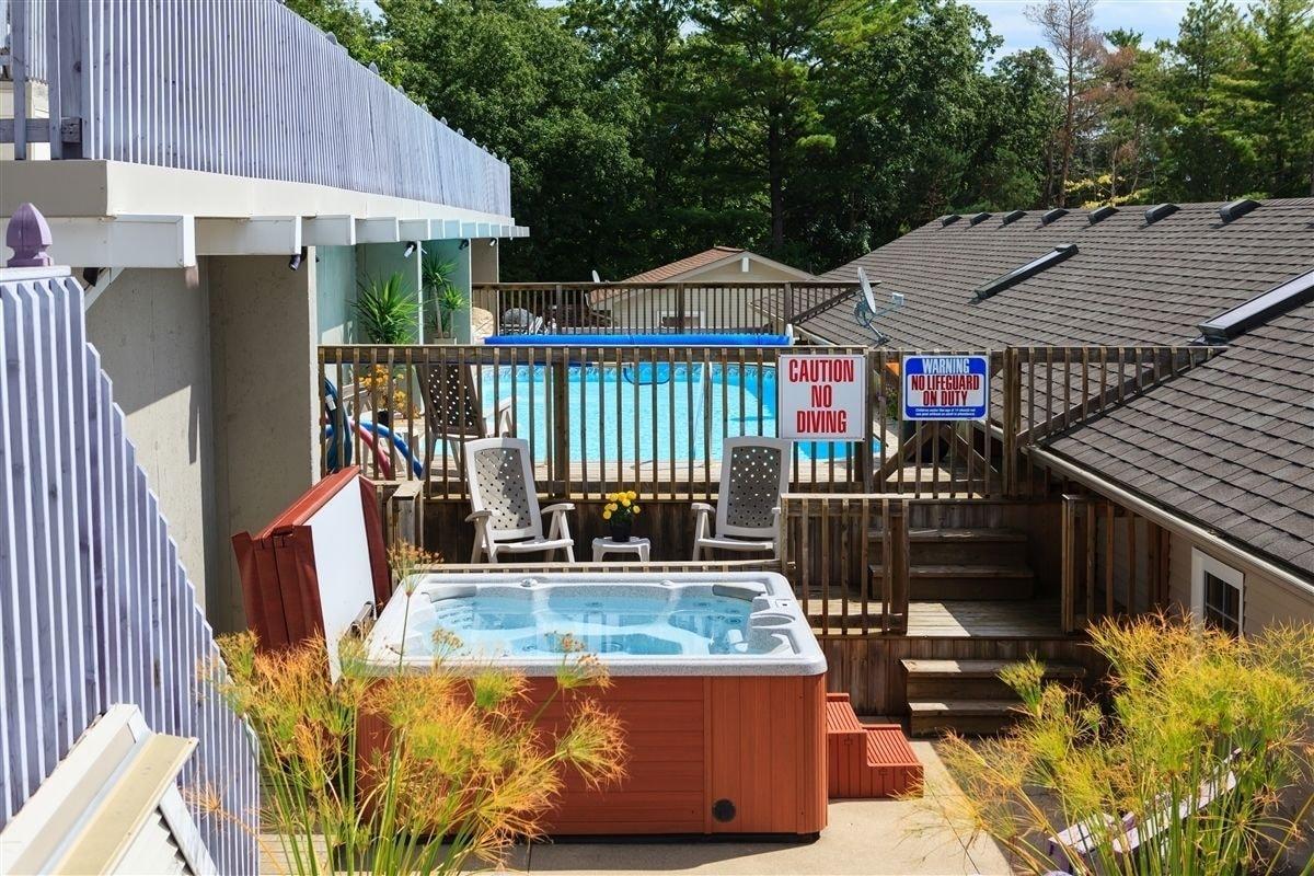 Spa Bee 'n Bee Bed n' Breakfast