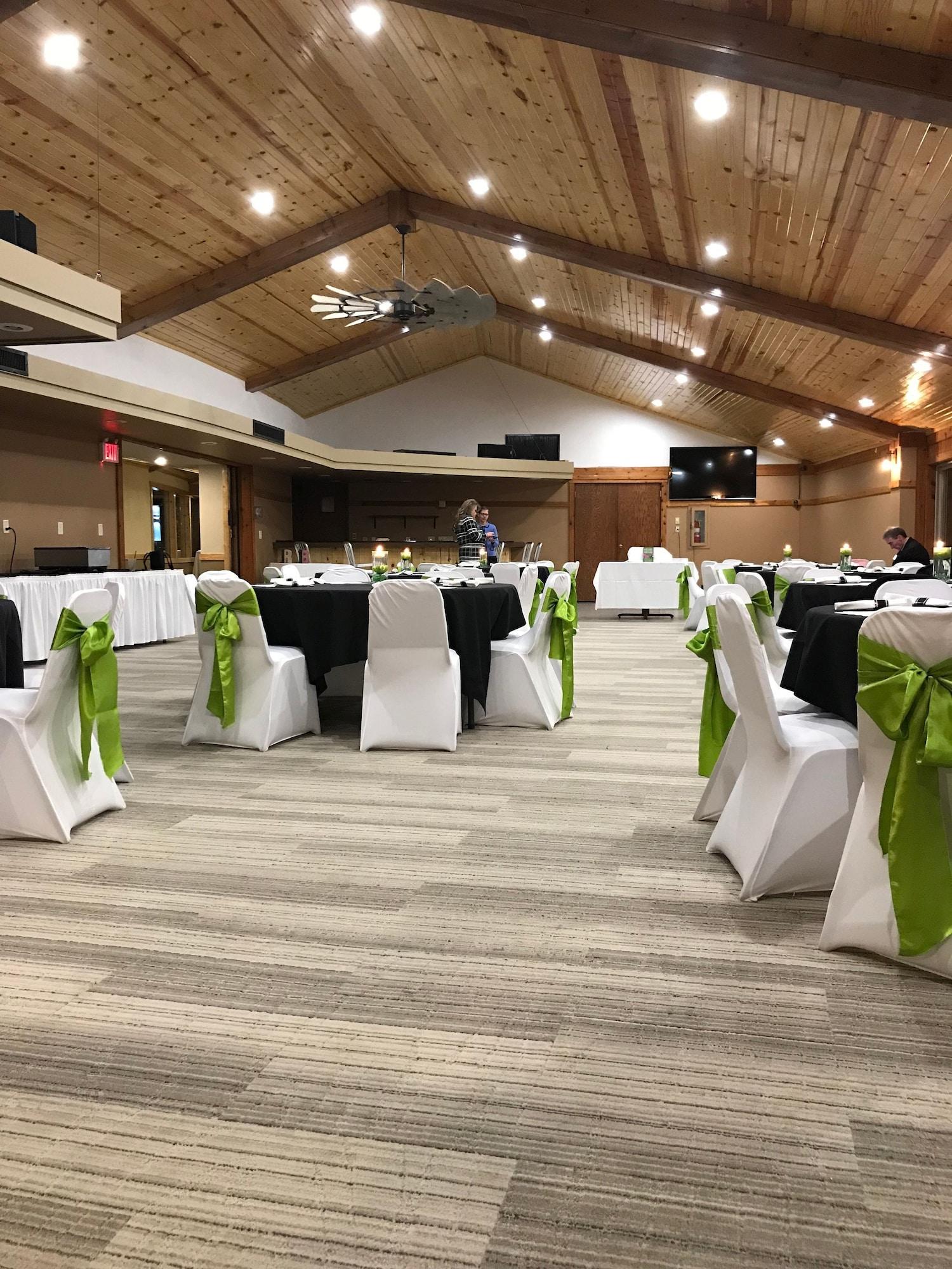 Sala de Reuniones The Round Barn Lodge
