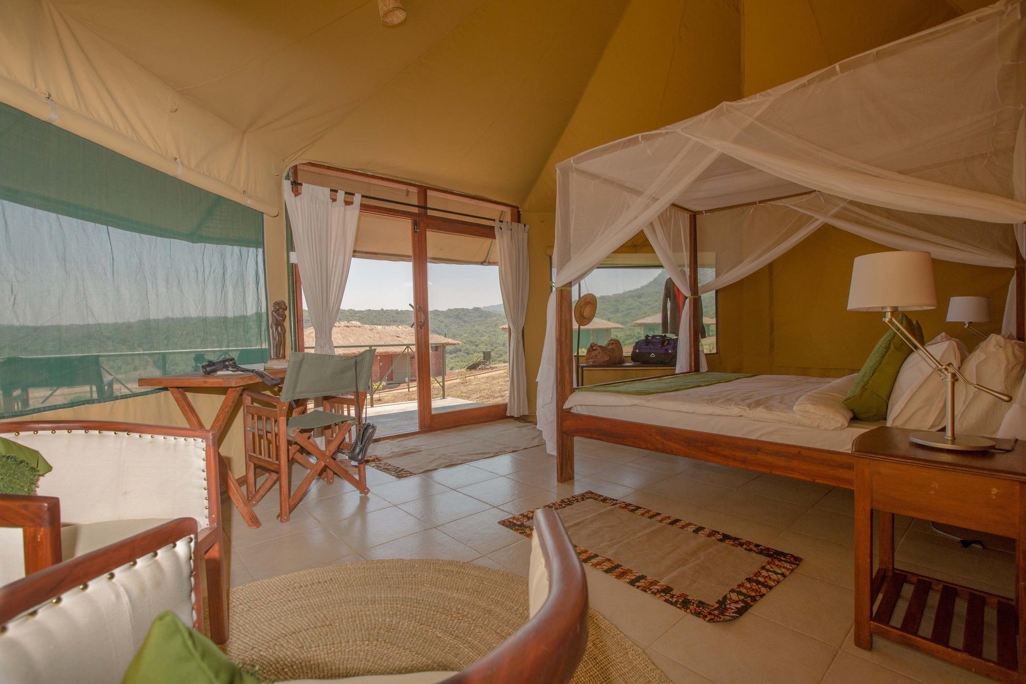 Variados (as) Karatu Simba Lodge