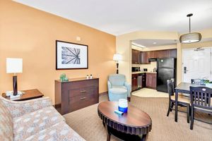 Alquiler Vacacional - Condo 1BR Near Disney- Pool and Hot Tub!