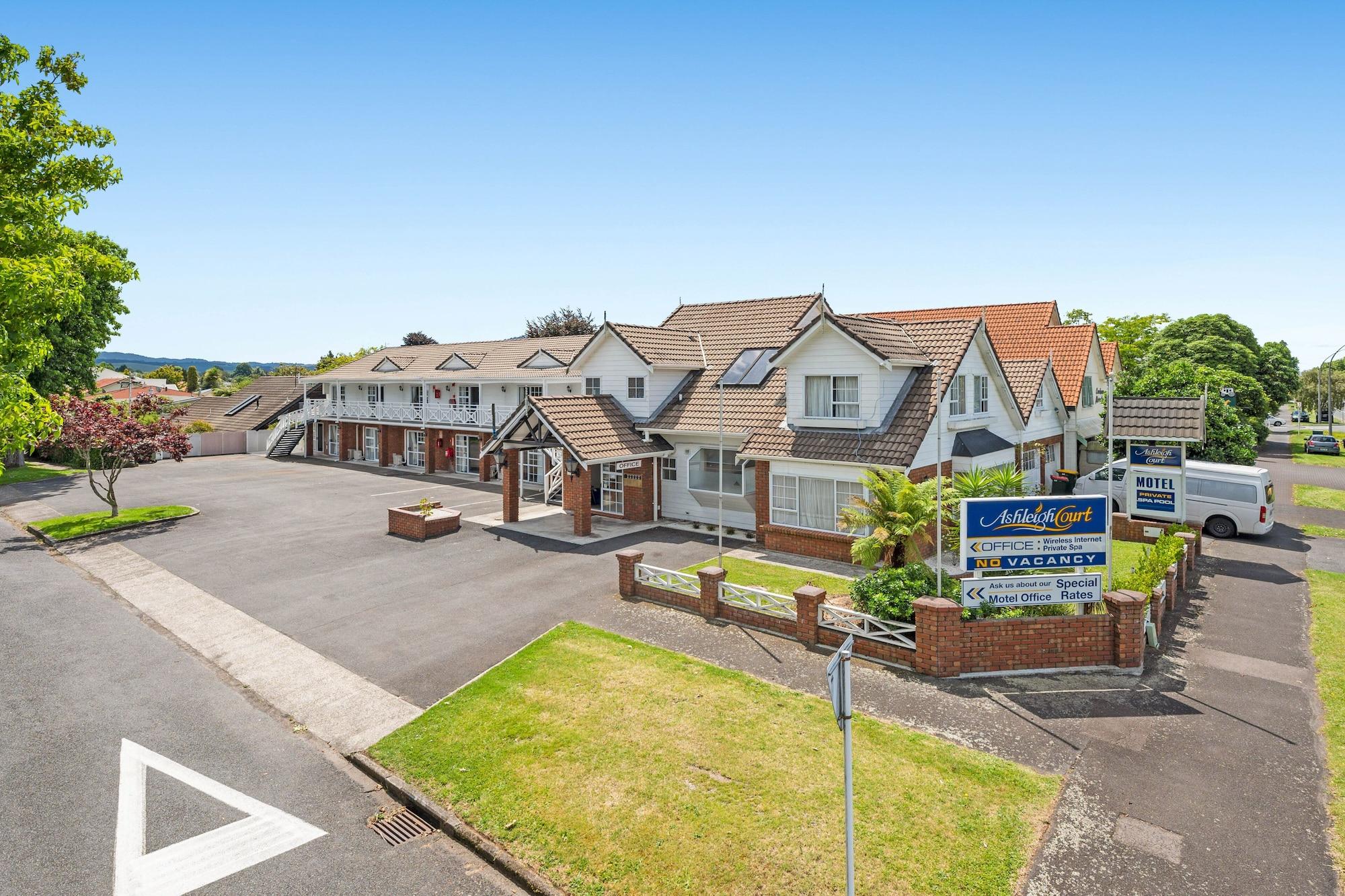Varios Ashleigh Court Motel