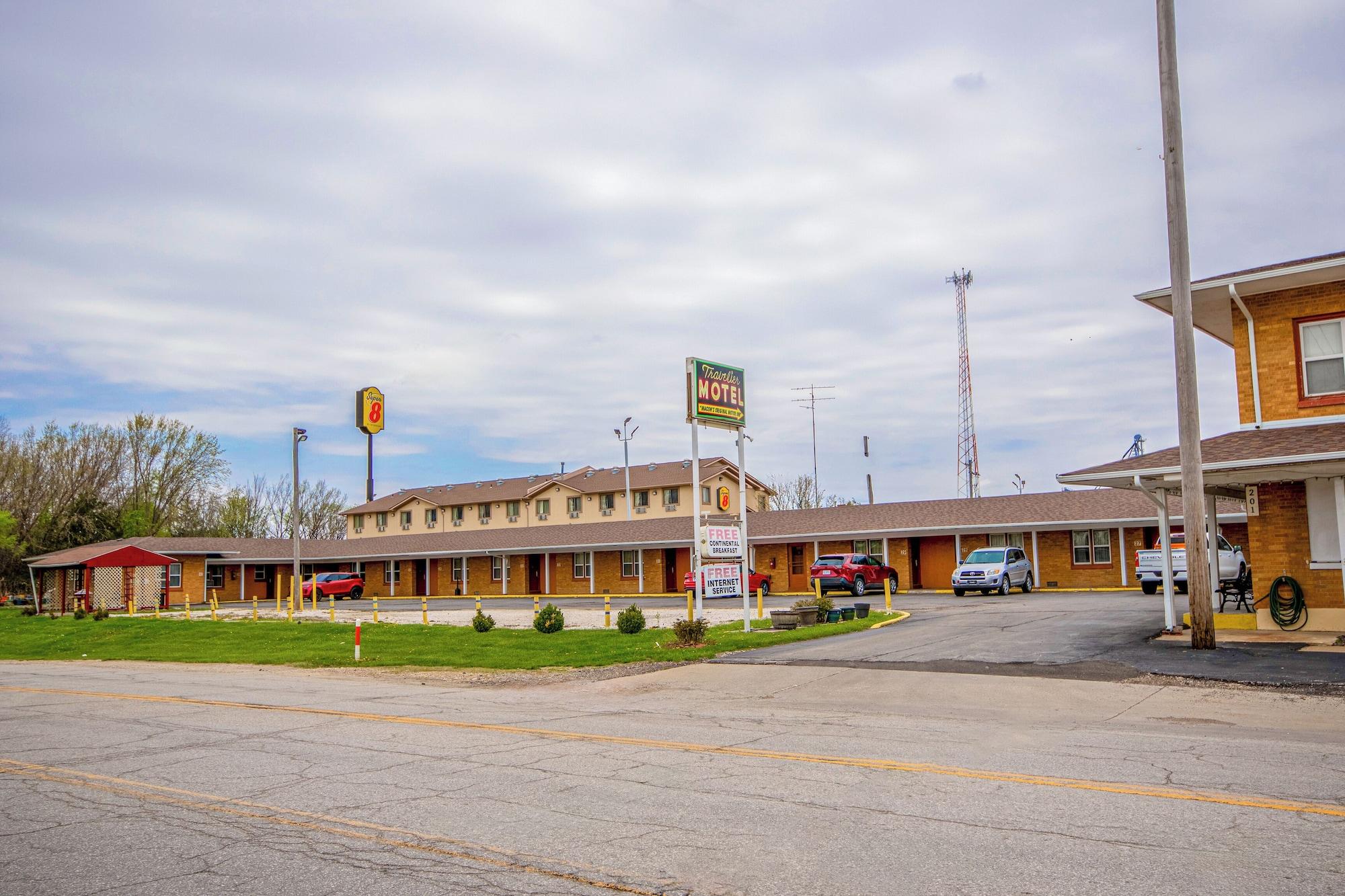 Vista Exterior OYO Travelier Motel