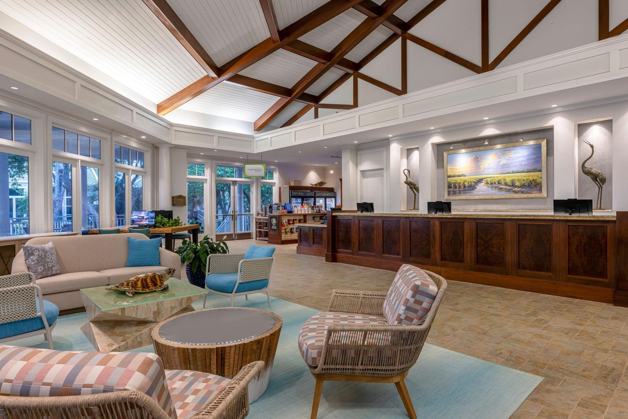 Vista Lobby Marriott's SurfWatch