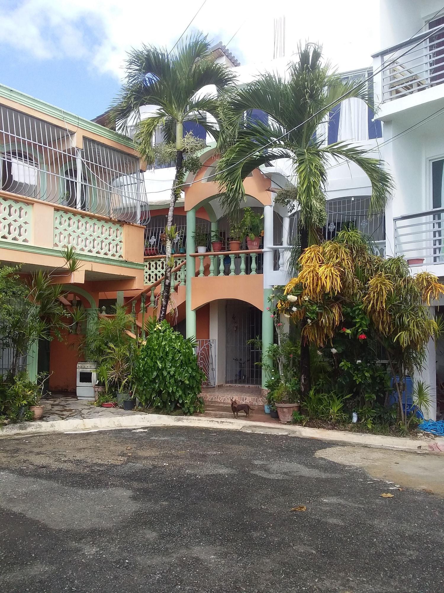 Varios Room-best bed and Breakfast in Samana Br