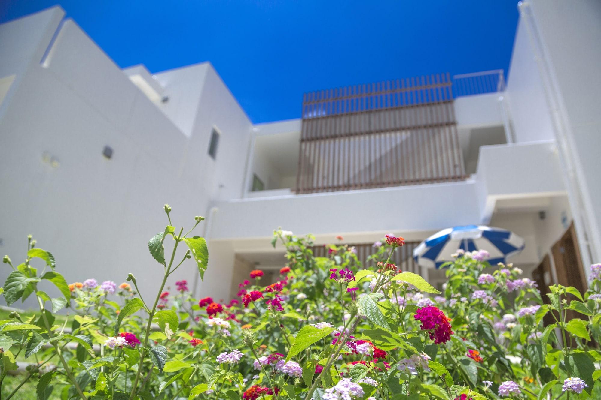 Vista Exterior Seven Colors Ishigakijima