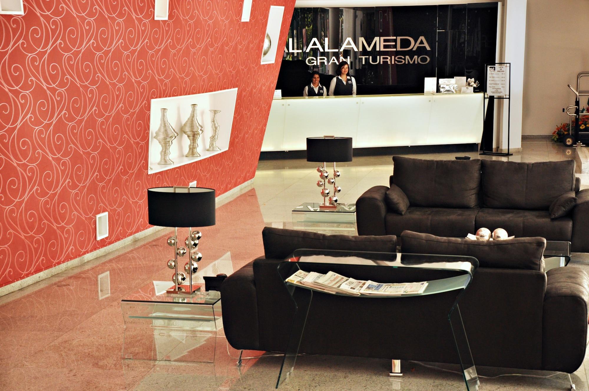 Vista Lobby Hotel Real Alameda