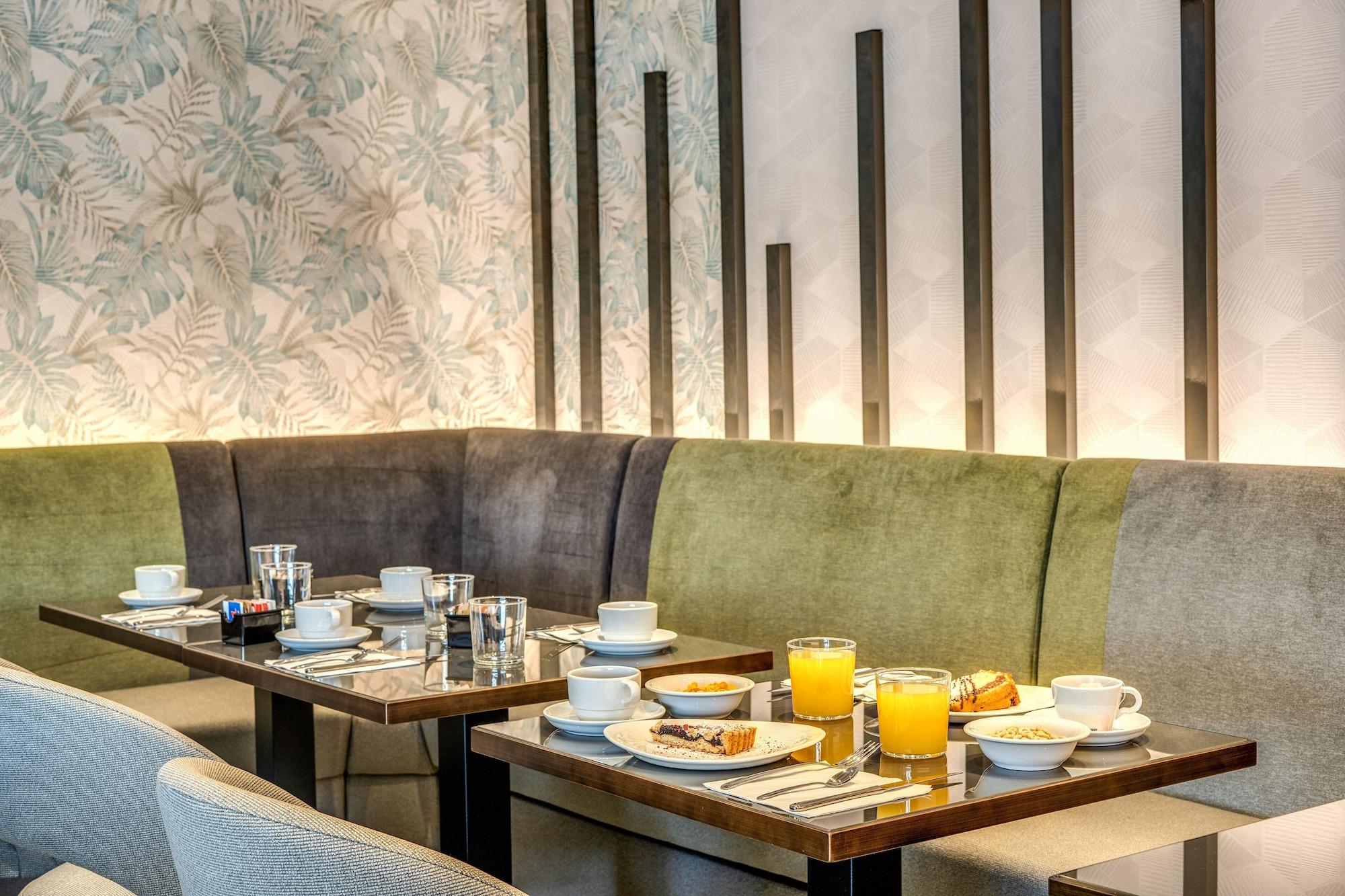 Restaurant Hotel 77 Seventy-Seven