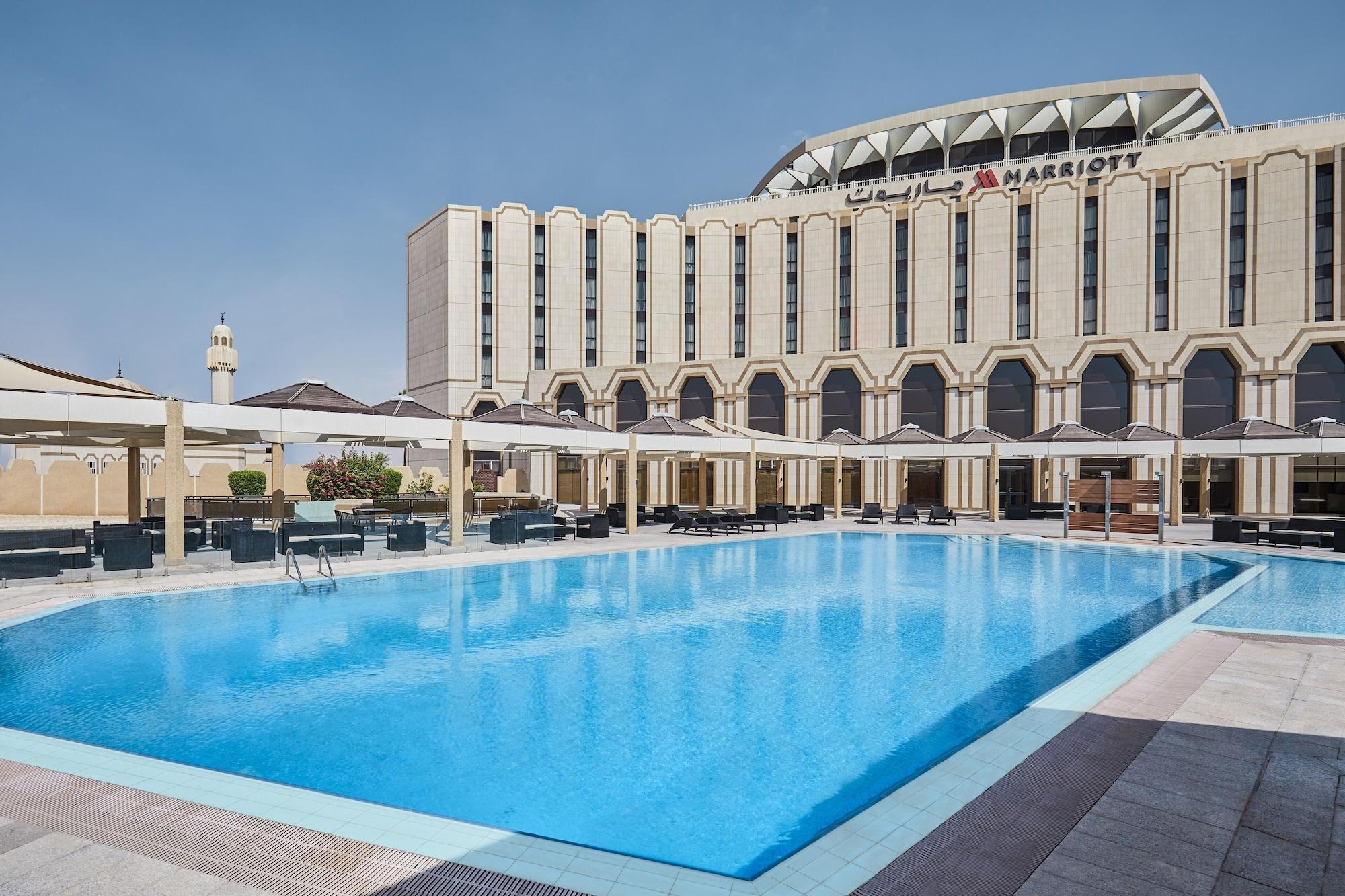 Vista Piscina Riyadh Airport Marriott Hotel