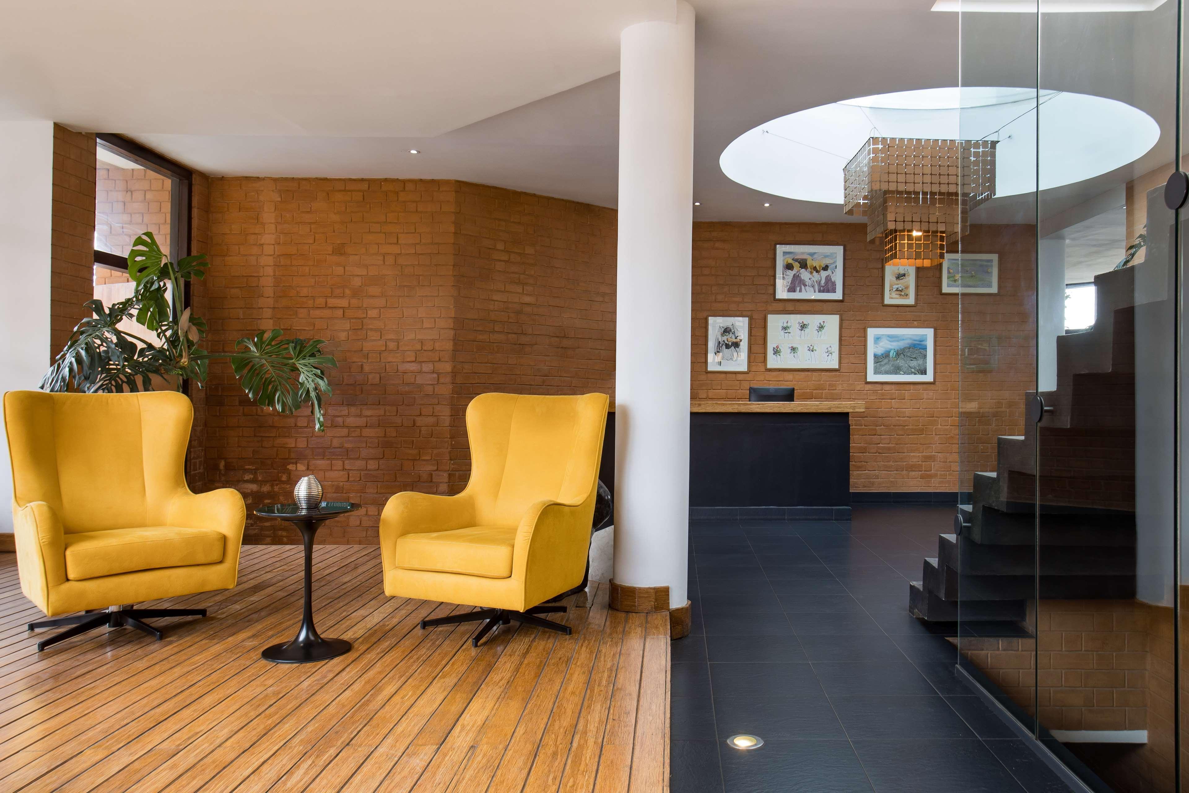 Vista Lobby Radisson Hotel Tamboho Waterfront Antananarivo