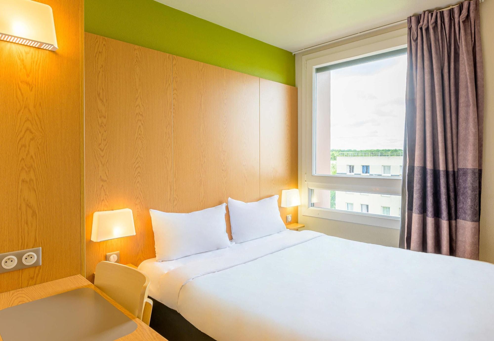 Varios B&B HOTEL Marne-la-Vallée Torcy Gare 3 étoiles